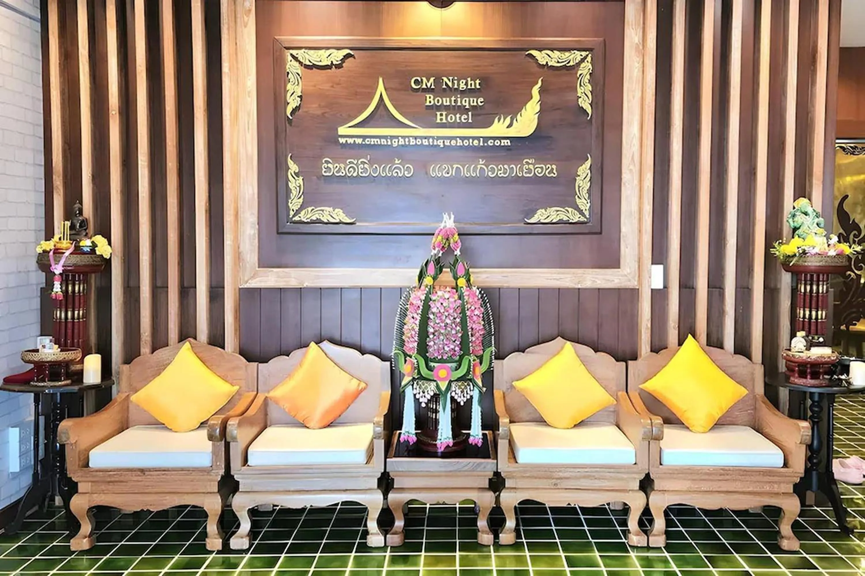 Lobby or reception in CM Night Bazaar Boutique Hotel - โรงแรม ซี เอ็ม ไนท์บาซาร์ บูทีค