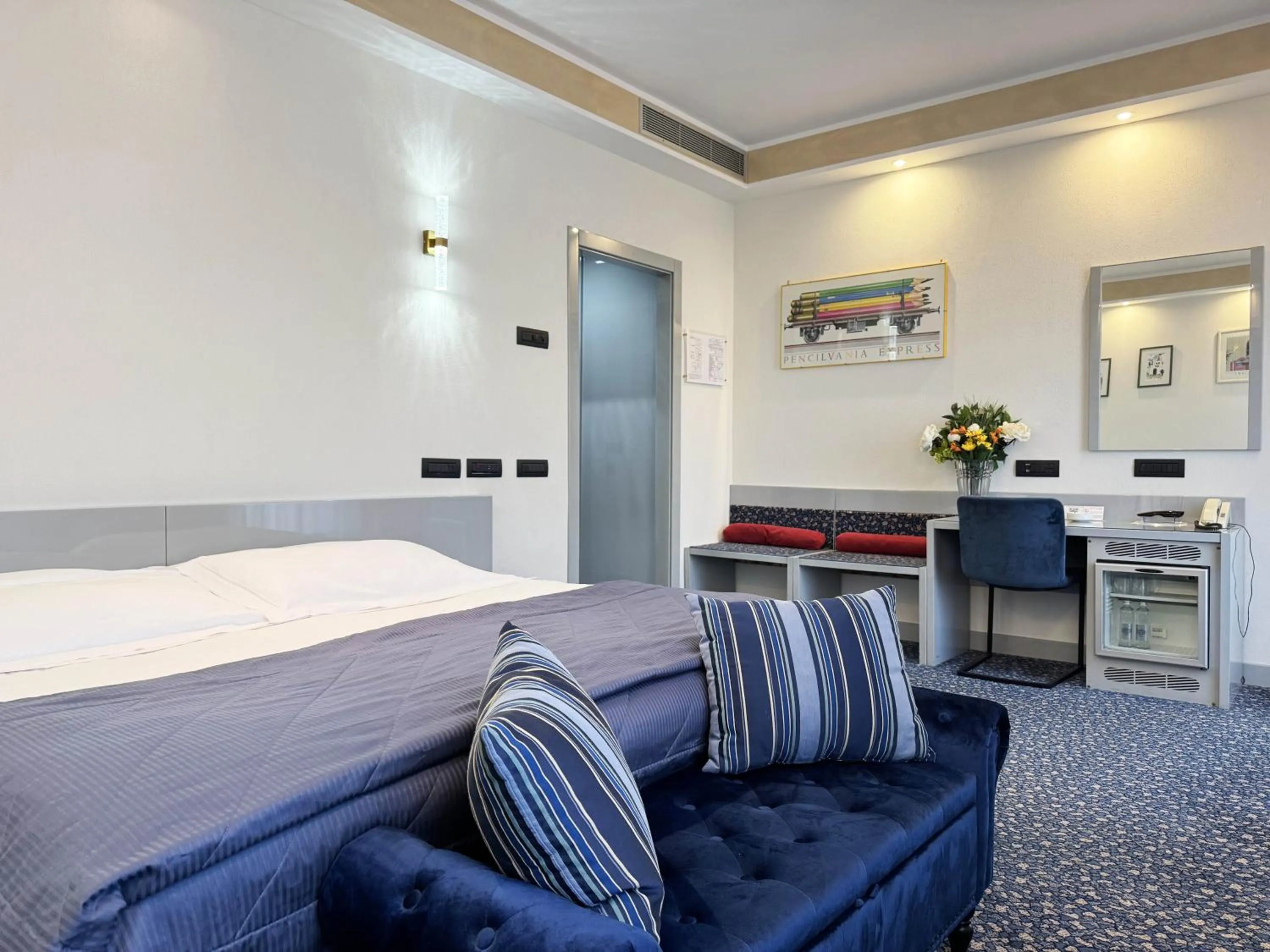 Bedroom, Bed in Hotel Michelangelo