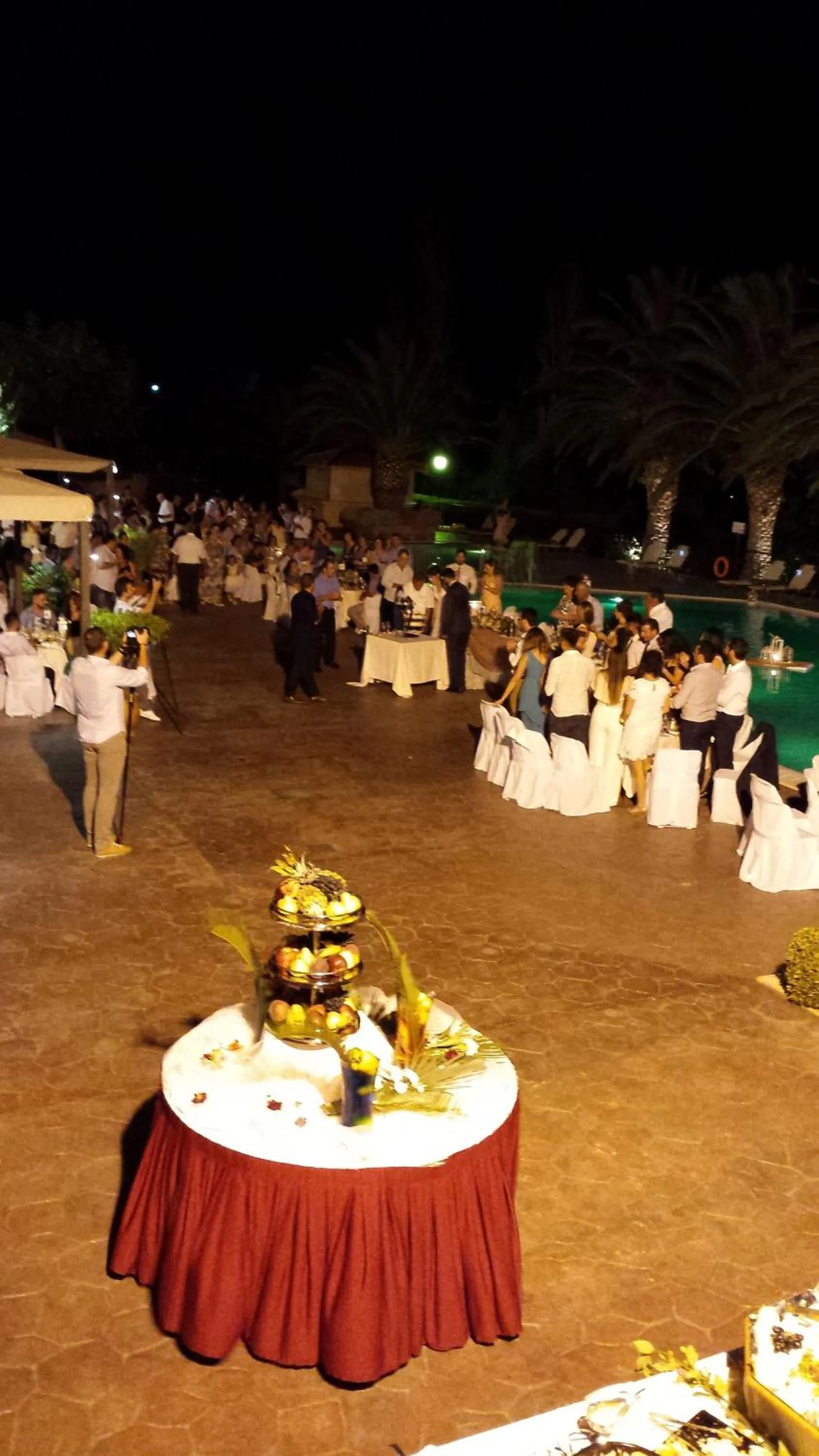 Evening entertainment in Sunrise Resort Hotel