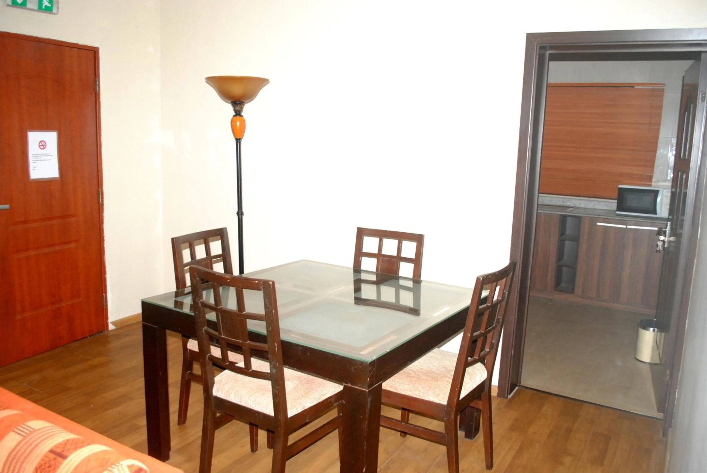 Kitchen or kitchenette in Grand Inn & Suites