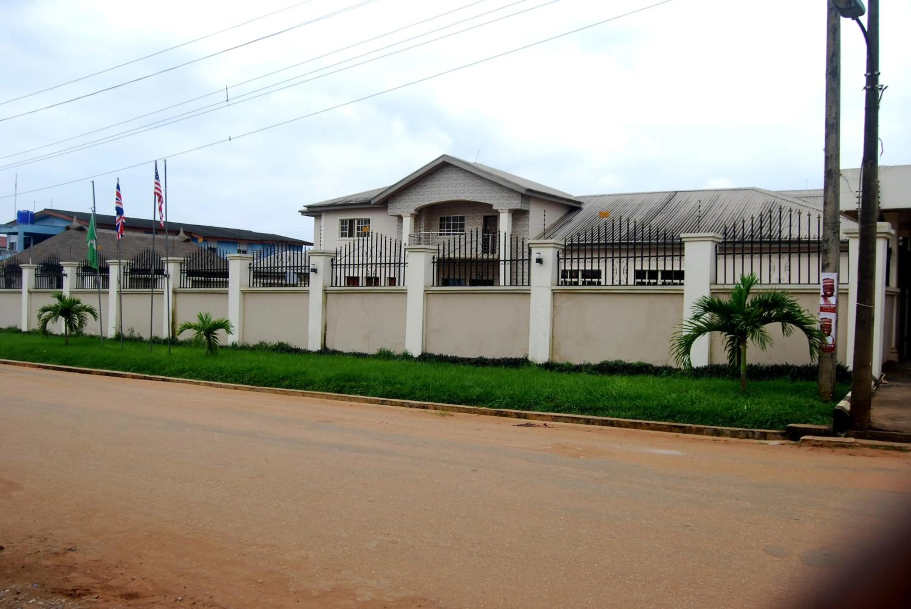 Property building in Grand Inn & Suites