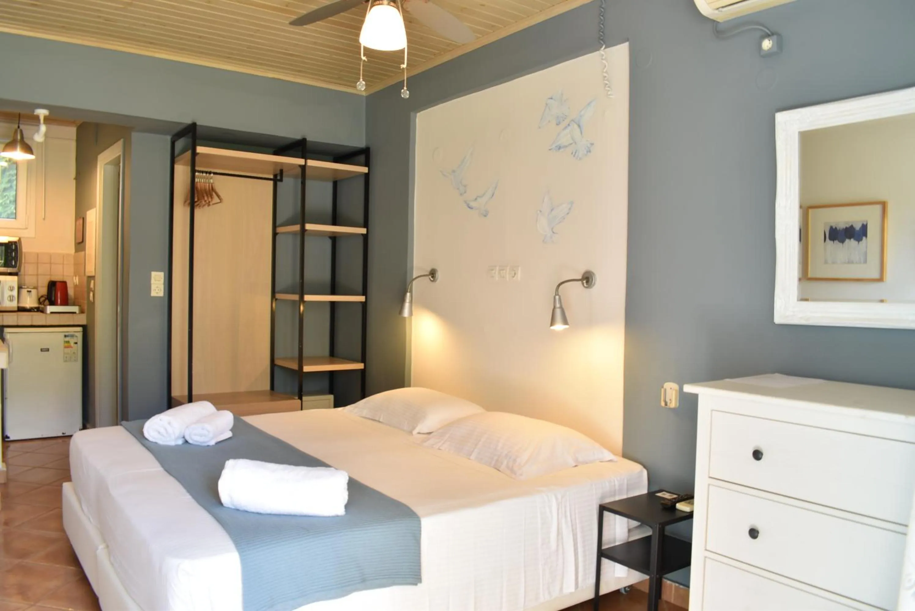 Kitchen or kitchenette in Simatos αpARTments & Studios