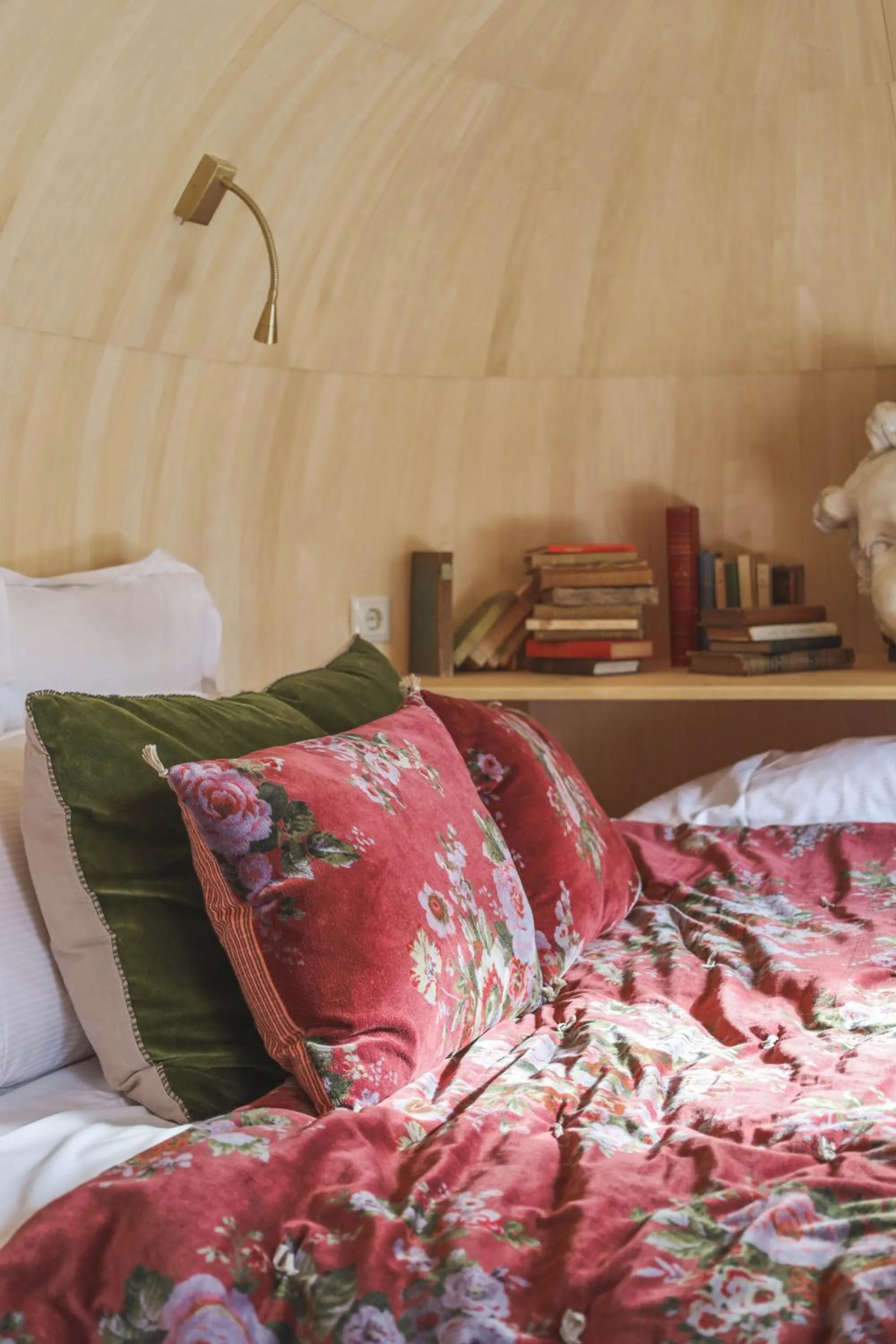 Bedroom, Bed in Les Pins de César - La campagne d'Etretat
