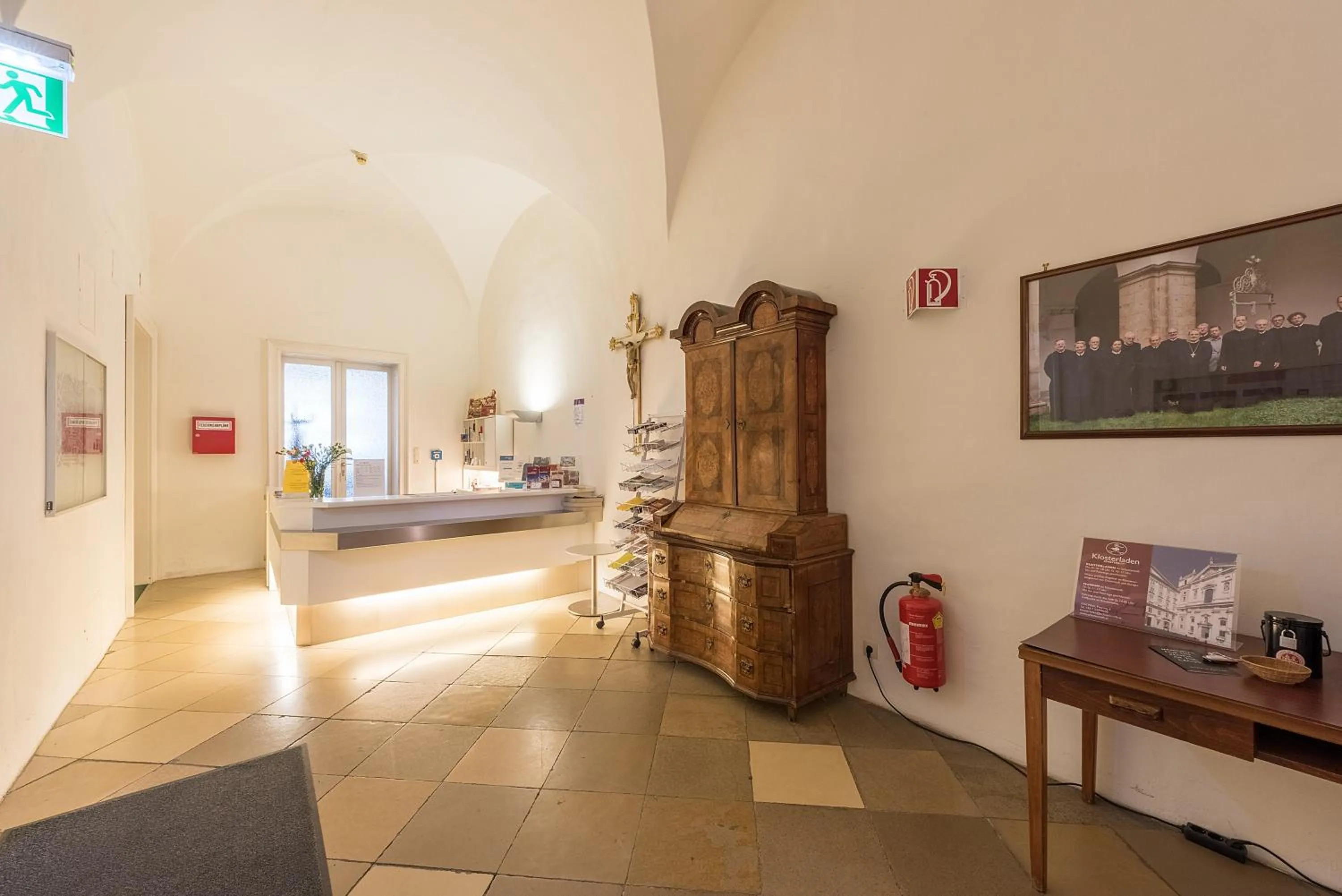 Lobby or reception, Bed in Benediktushaus im Schottenstift