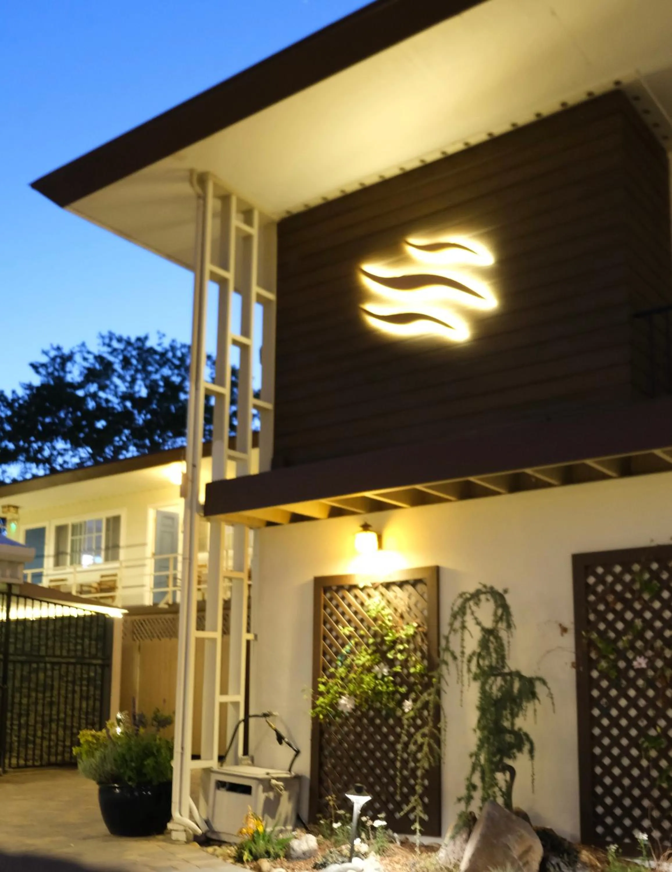 Property building in Golden Haven Hot Springs