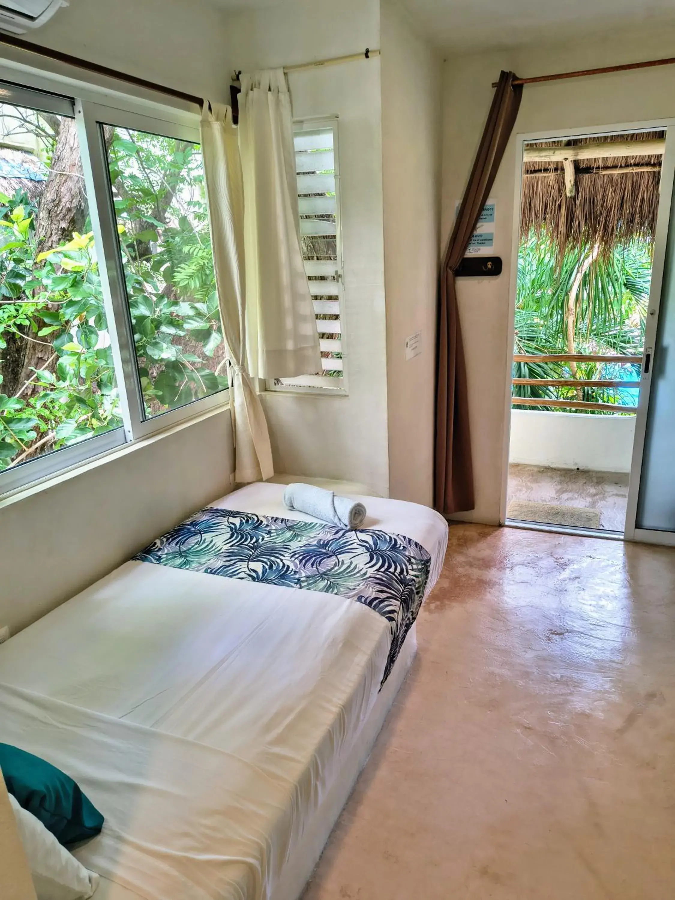 Single Room in Hotel & Suites Oasis Bacalar Single Room in Hotel & Suites Oasis Bacalar