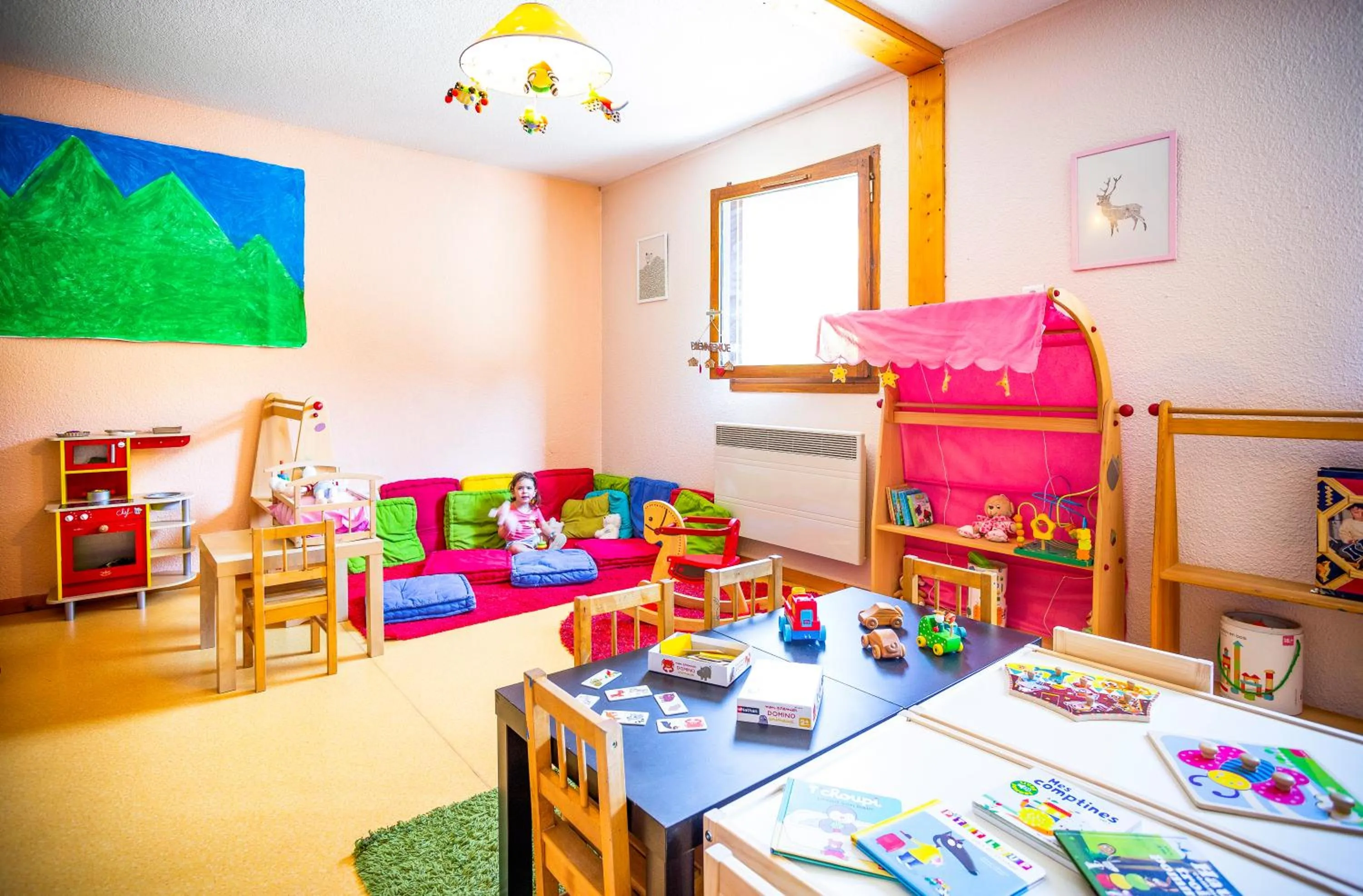 Kids's club, Bed in Hôtel Club MMV Les Brévières