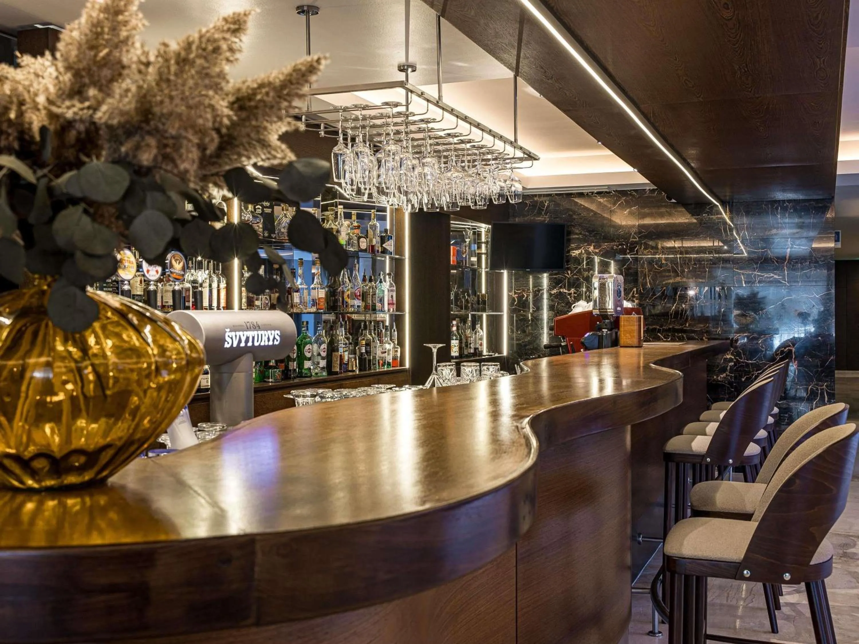 Lounge or bar in Mercure Palanga Vanagupe Resort & SPA