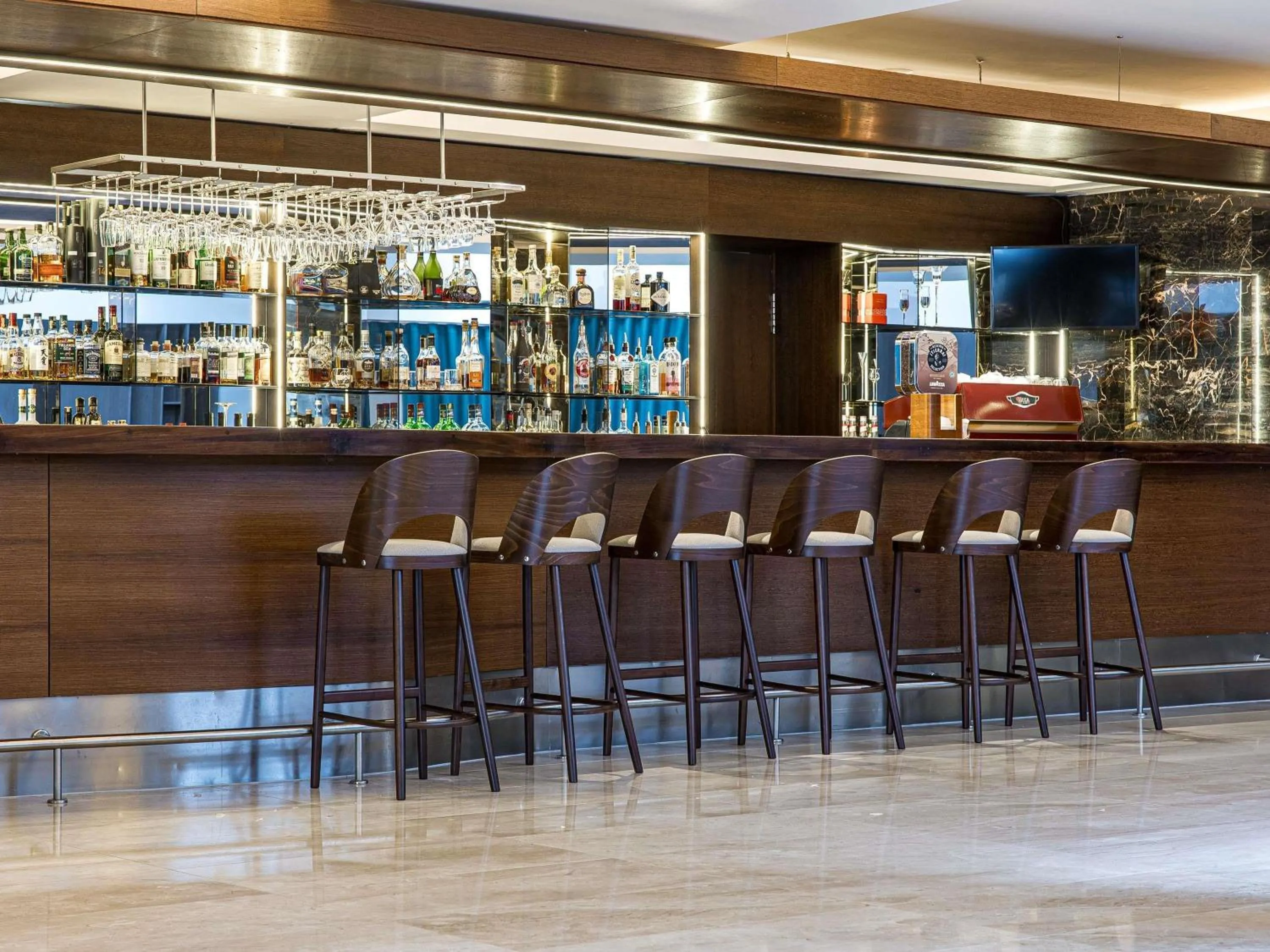 Lounge or bar in Mercure Palanga Vanagupe Resort & SPA
