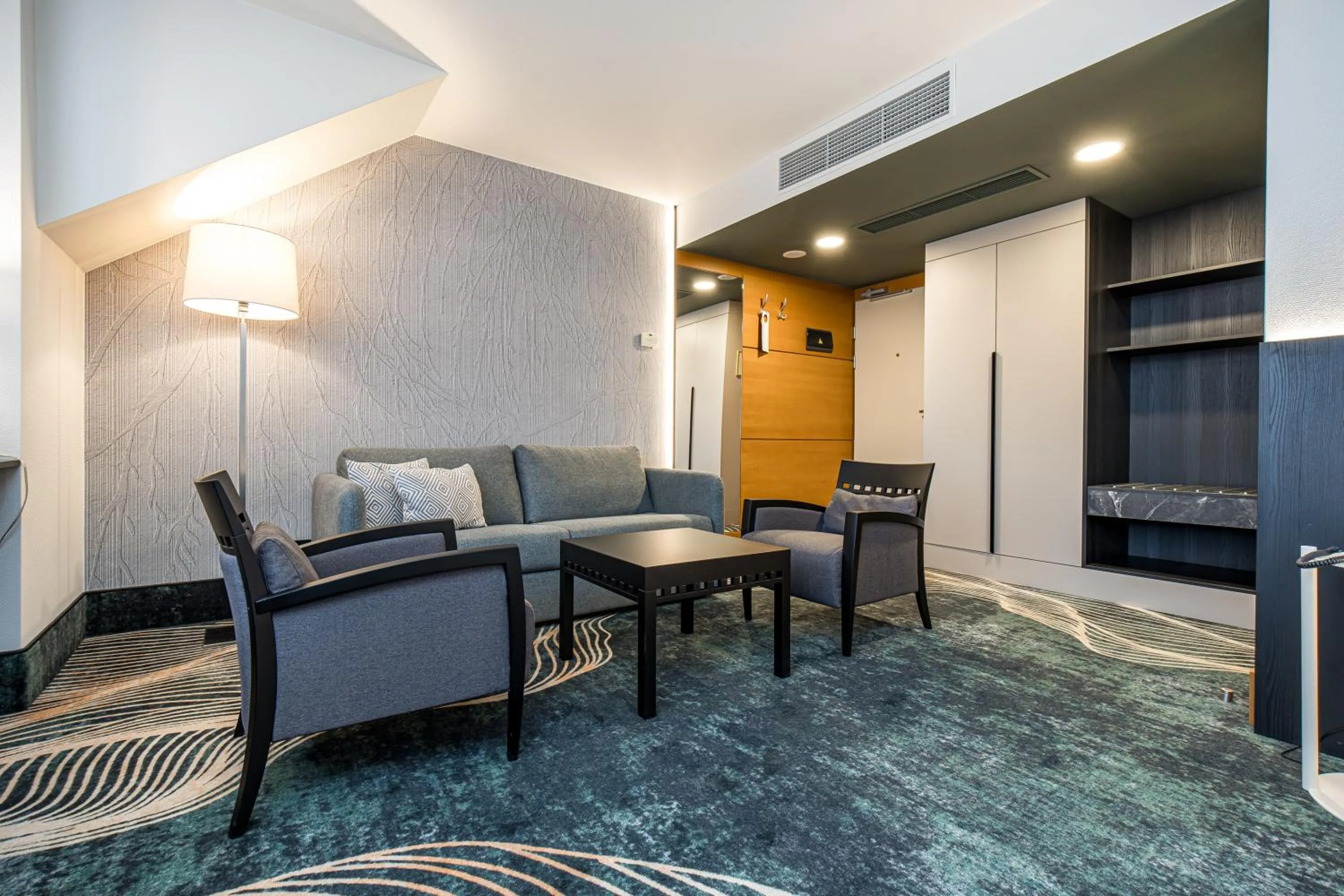 TV and multimedia in Mercure Palanga Vanagupe Resort & SPA