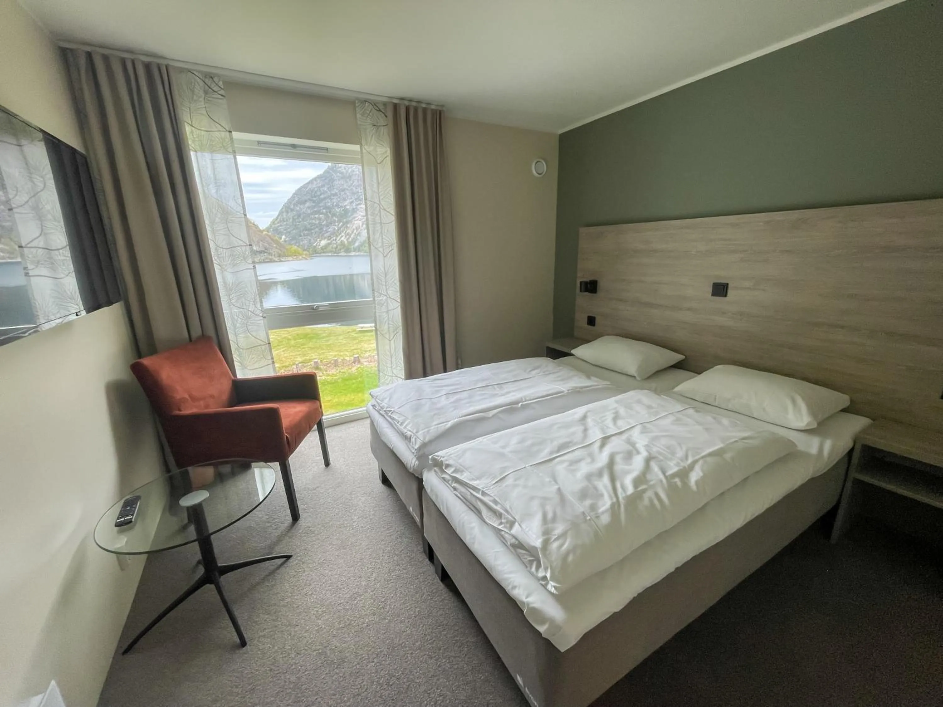 TV and multimedia, Bed in Lærdal Hotel