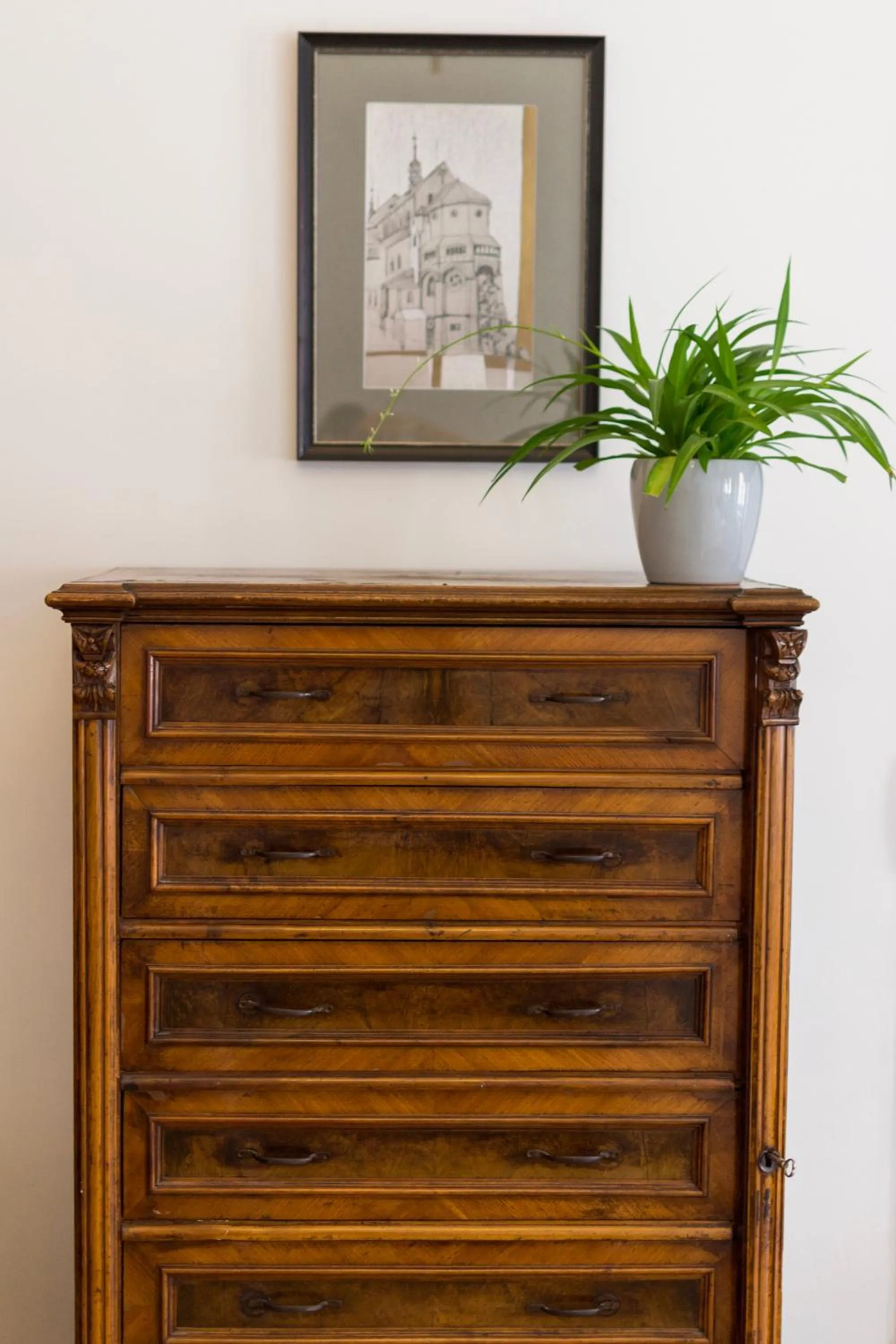 Decorative detail in B&B Krumlov