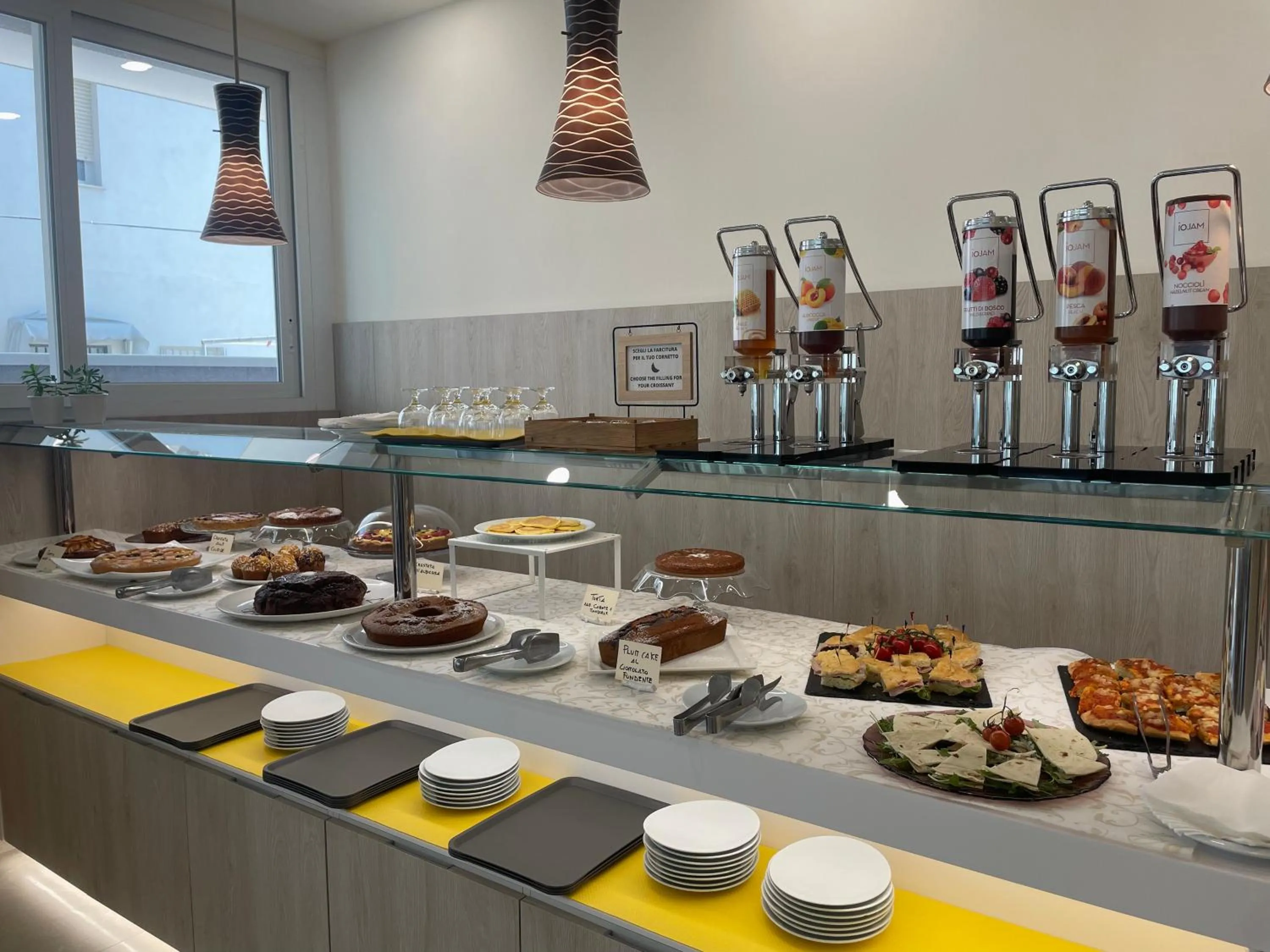 Food in Hotel Harmony