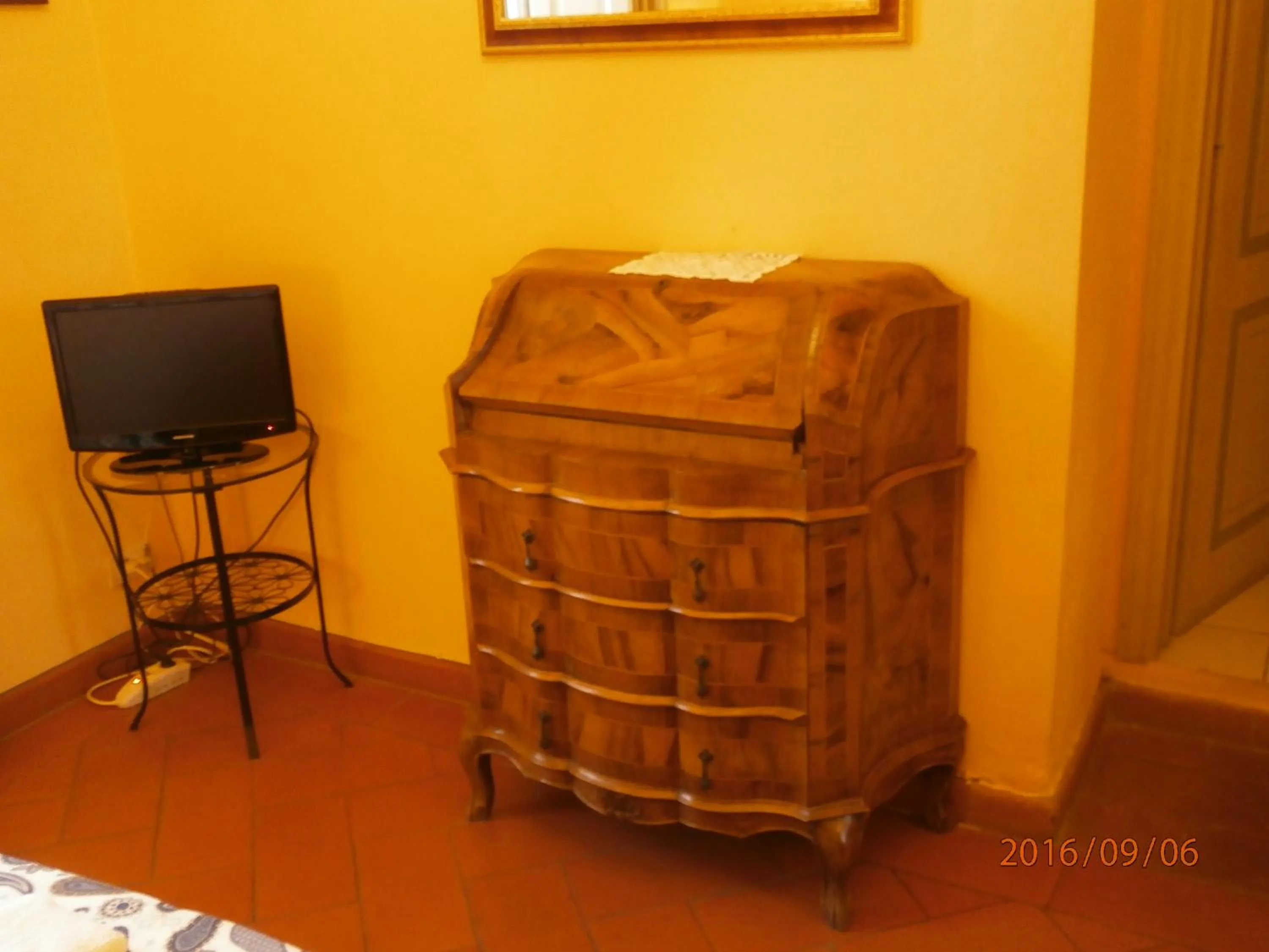 TV and multimedia in Sangaggio House B&B