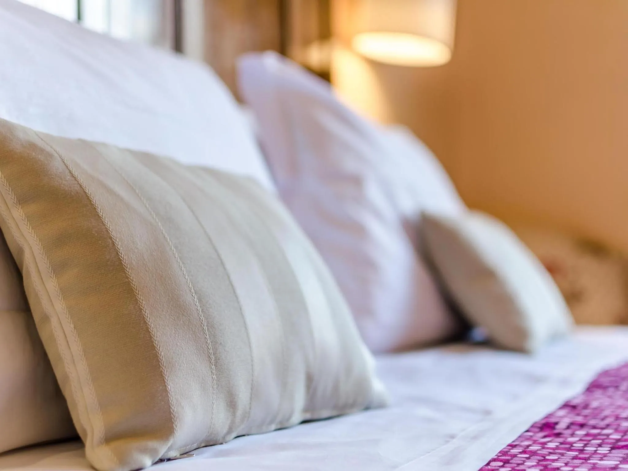 Summer, Bed in Sangaggio House B&B