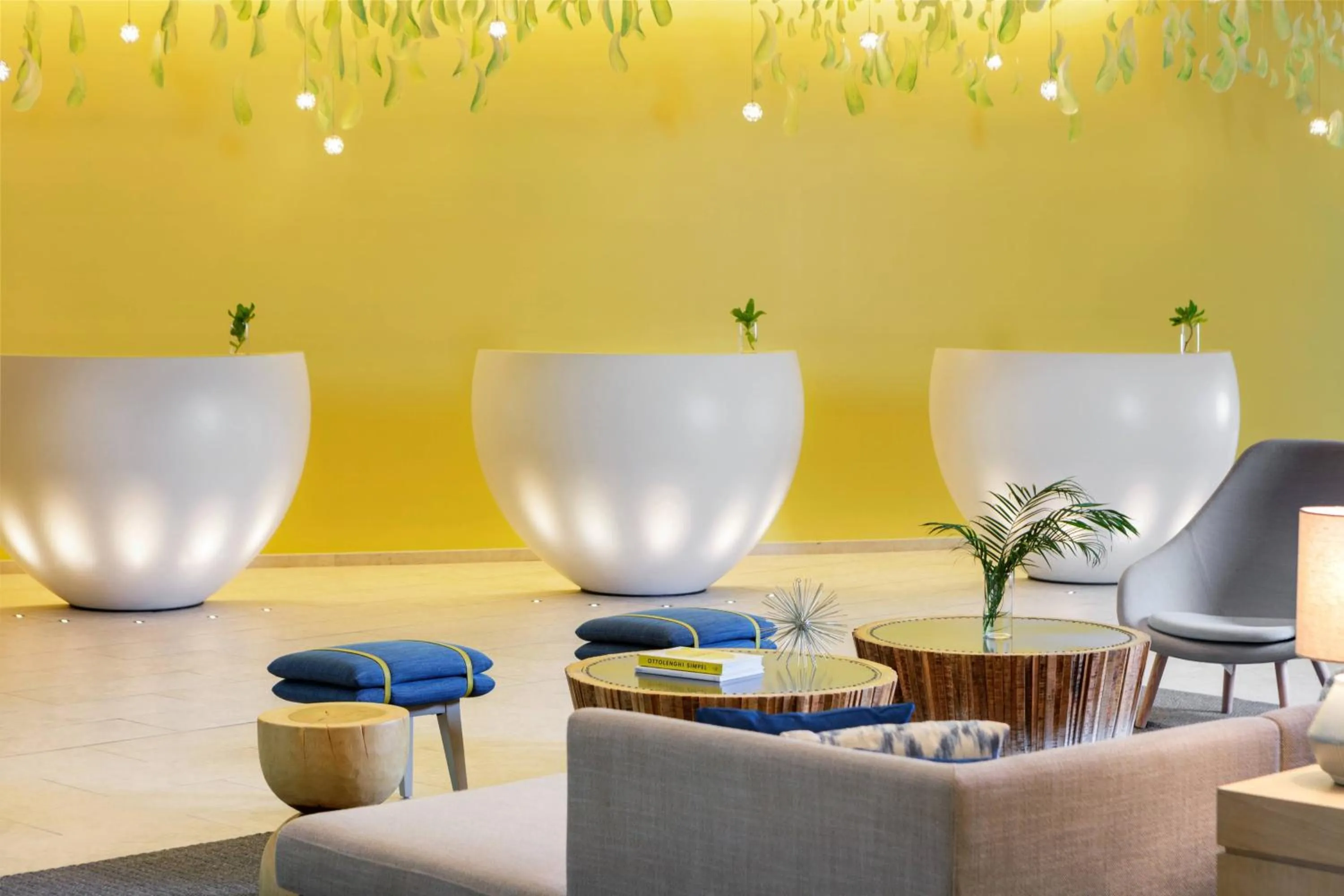 Lobby or reception in Renaissance Wind Creek Curacao Resort