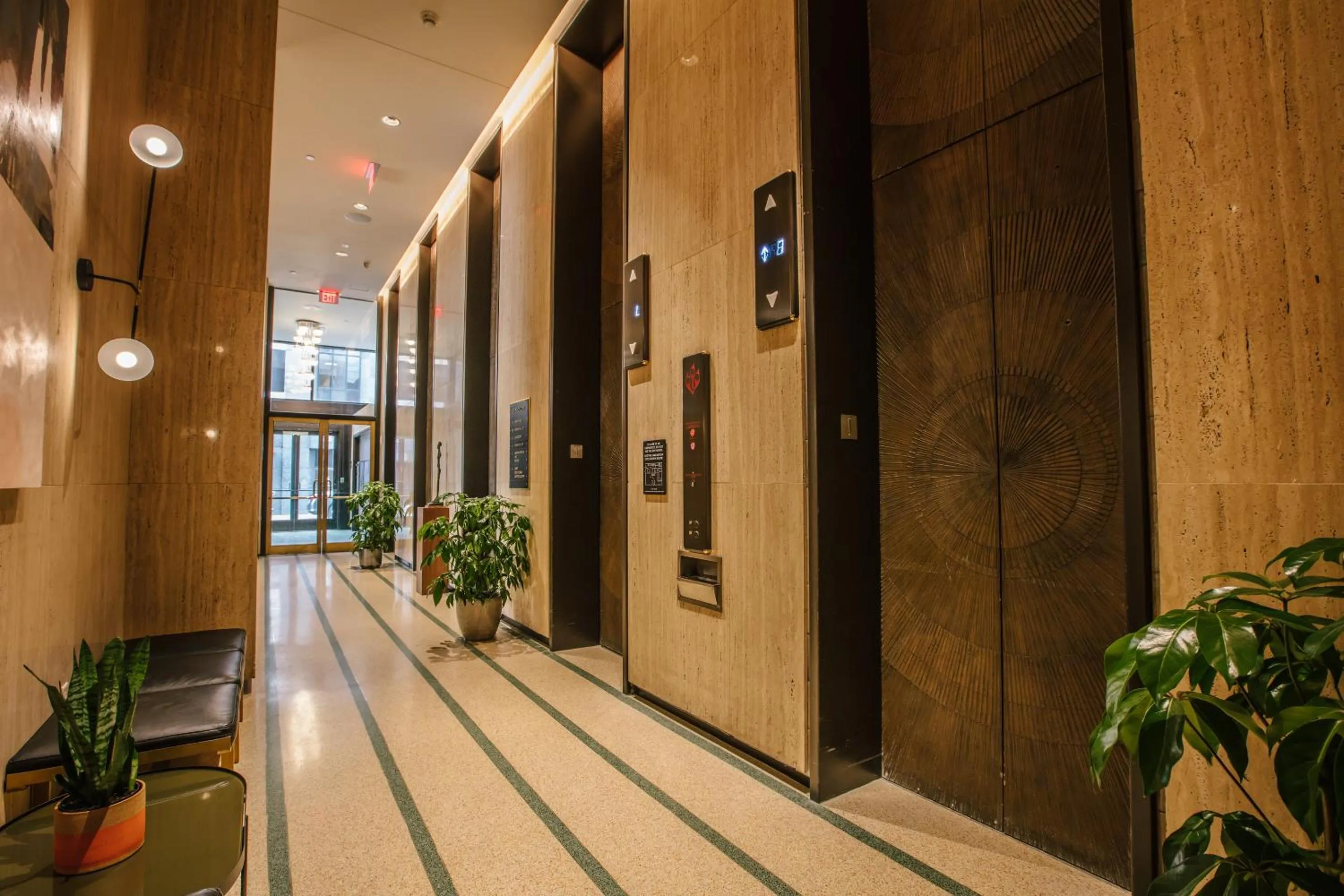 elevator in Fairlane Hotel Nashville