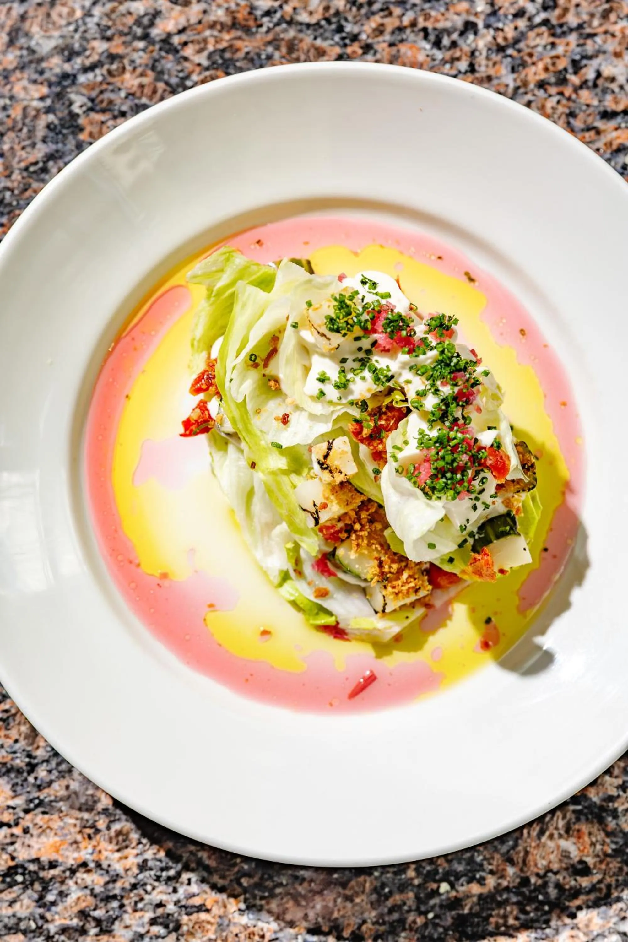 Restaurant/places to eat in Fairlane Hotel Nashville