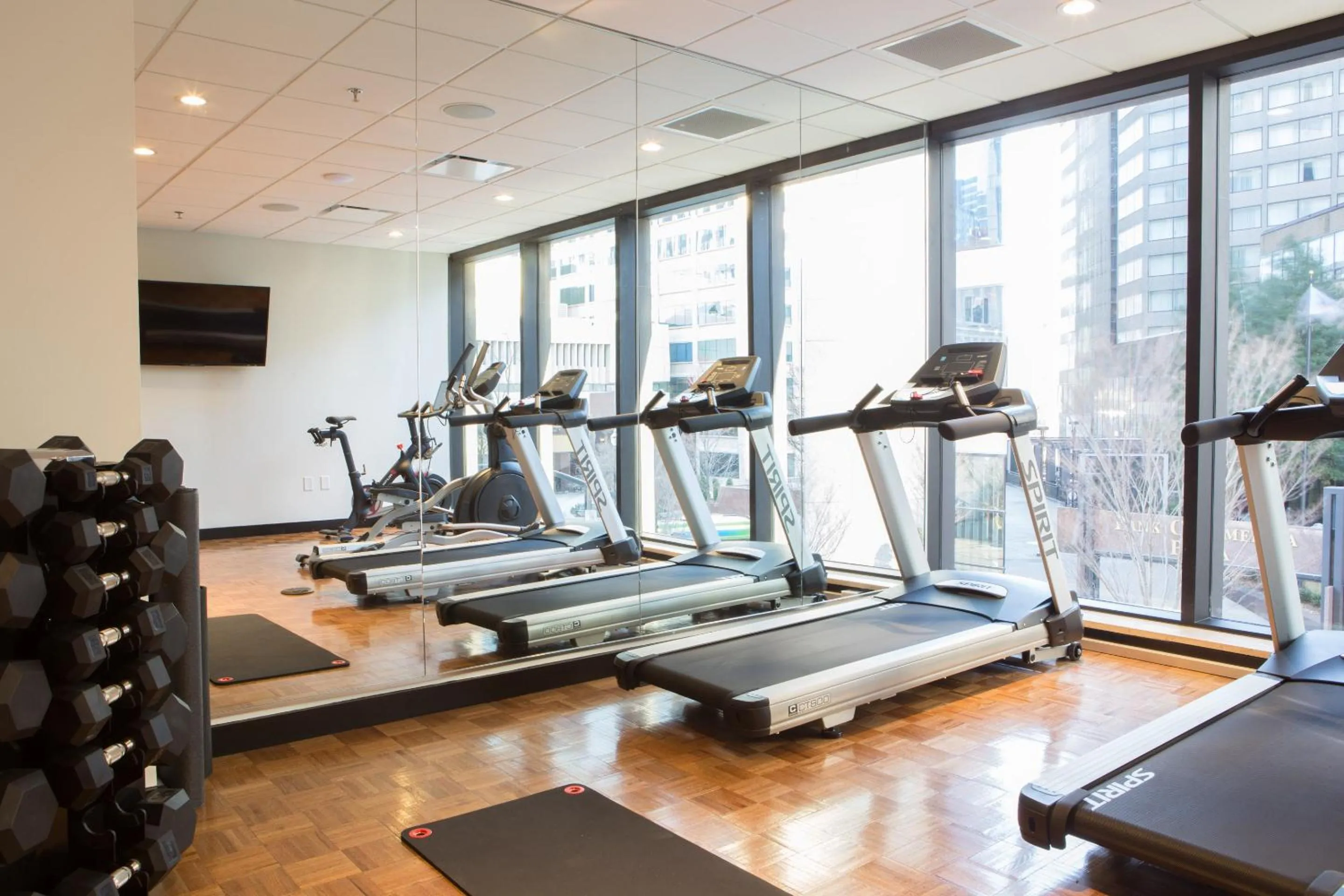 Fitness centre/facilities in Fairlane Hotel Nashville