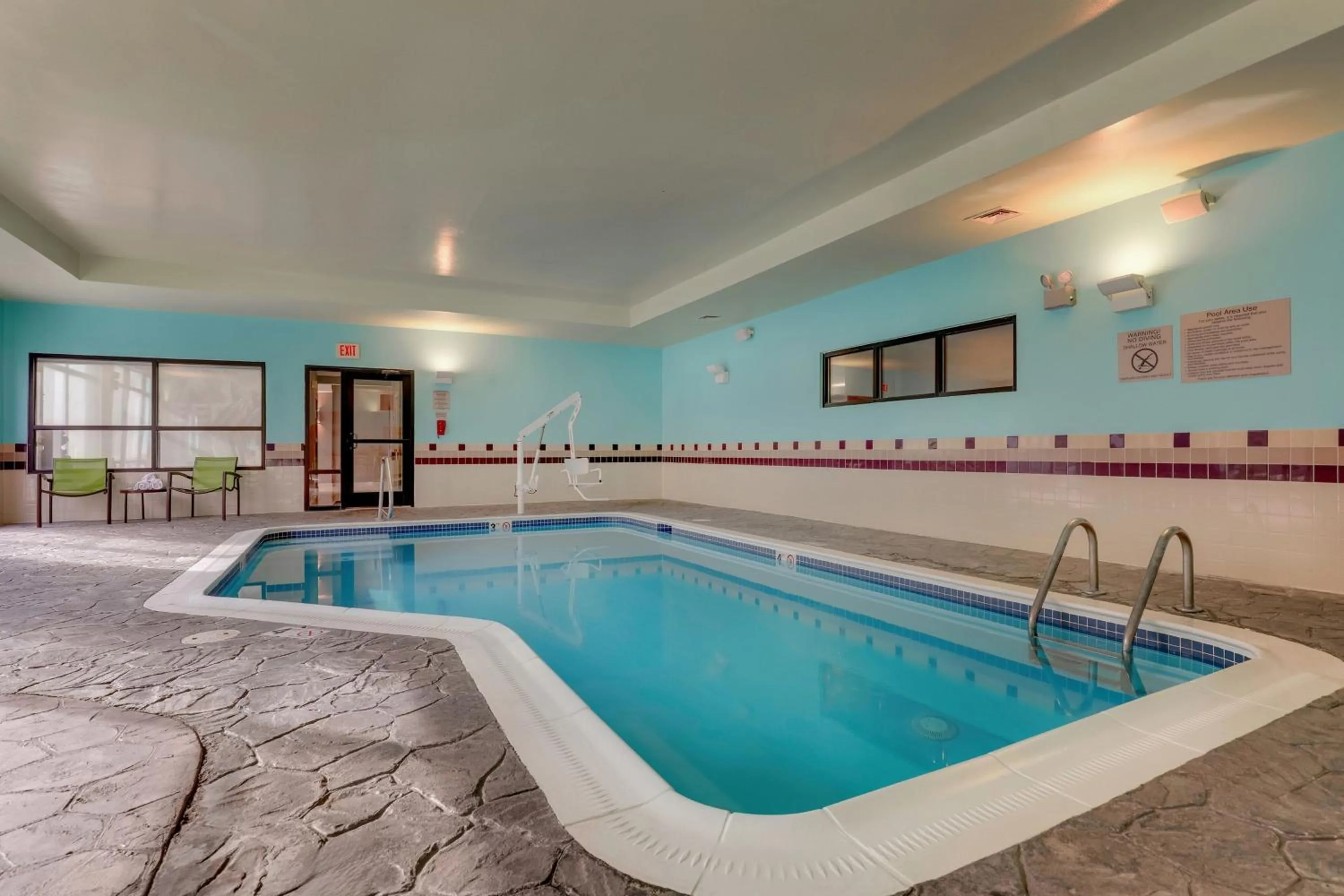 Swimming pool in SpringHill Suites Dayton South/Miamisburg