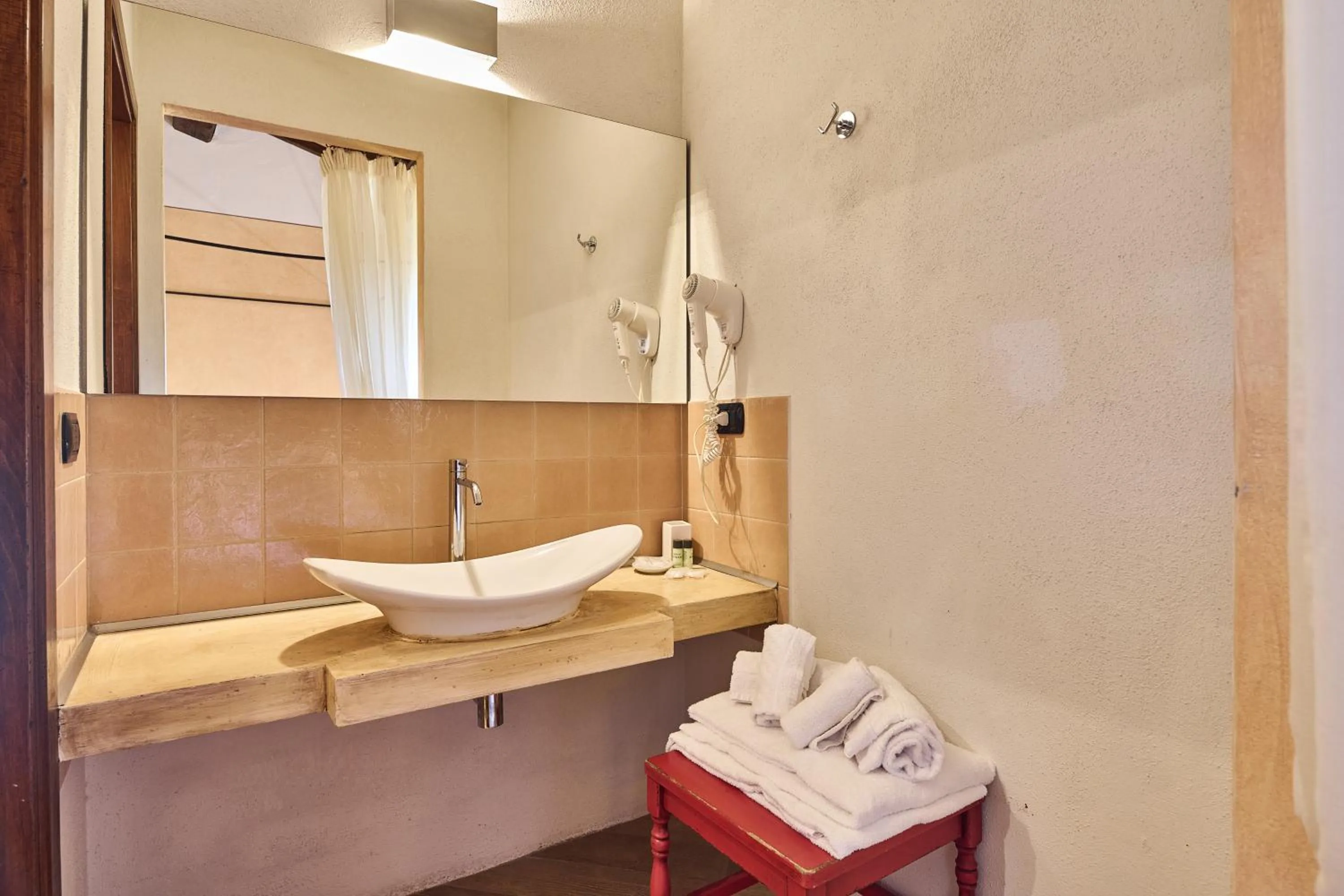 Bathroom in Borgo San Giusto