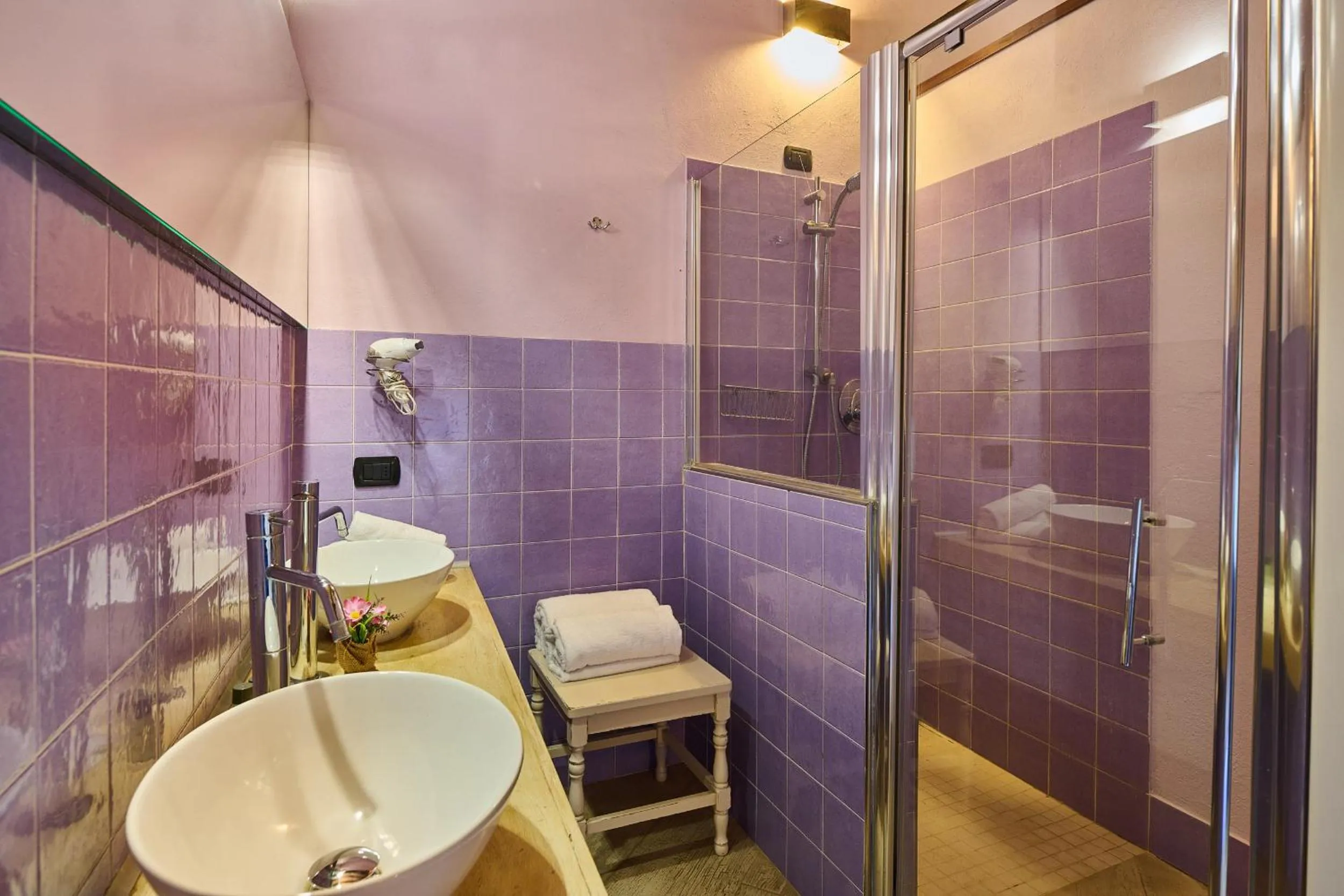 Bathroom in Borgo San Giusto