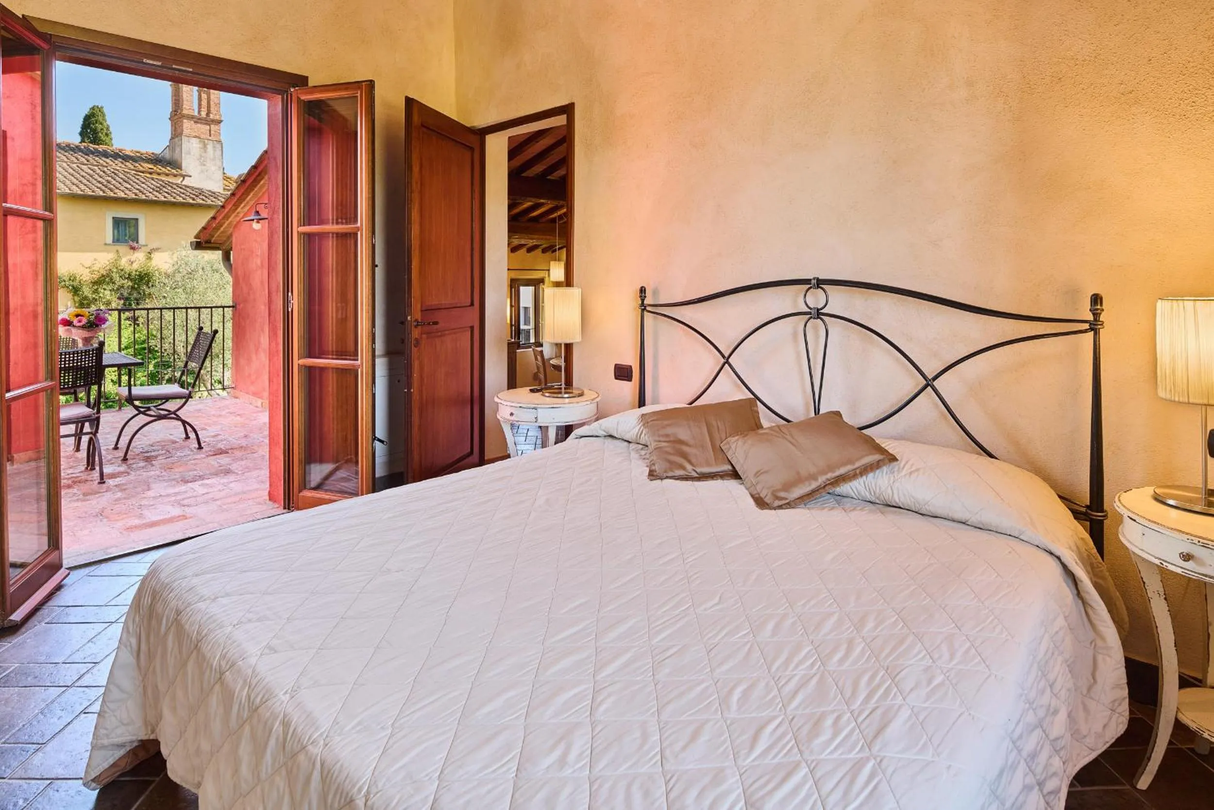 Bedroom, Bed in Borgo San Giusto