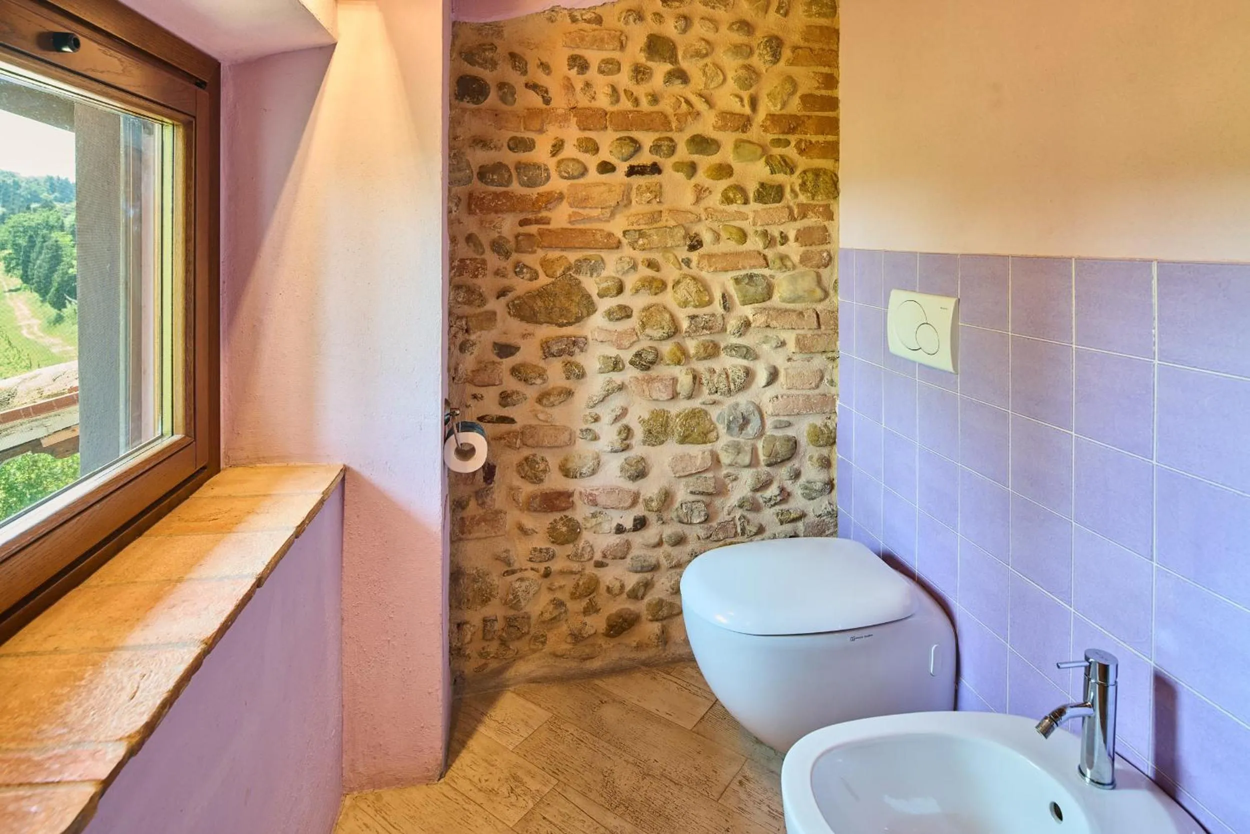 Bathroom in Borgo San Giusto