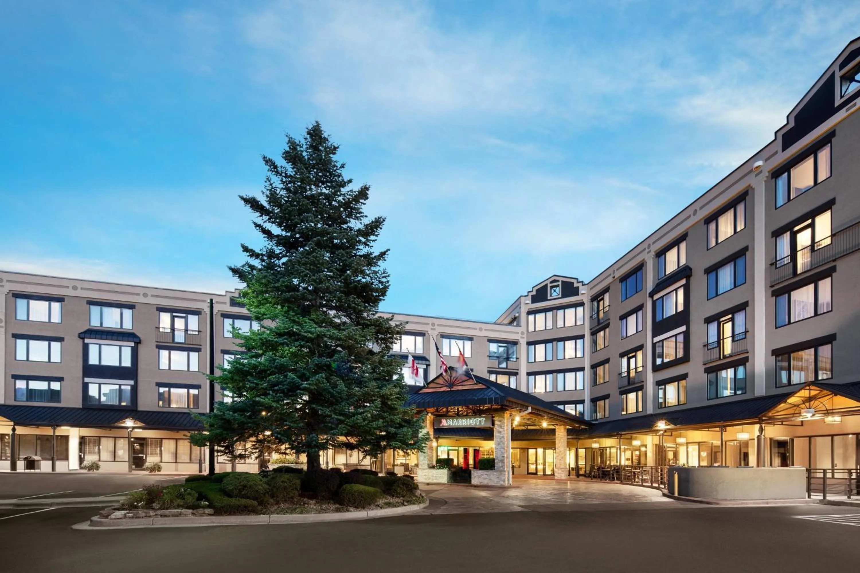 Property building in Boulder Marriott