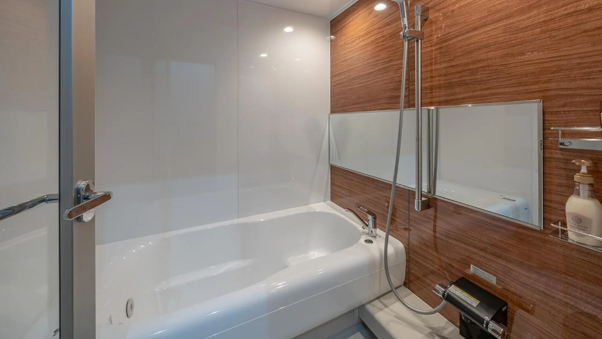 Shower in Relax Hotel Takayama Station