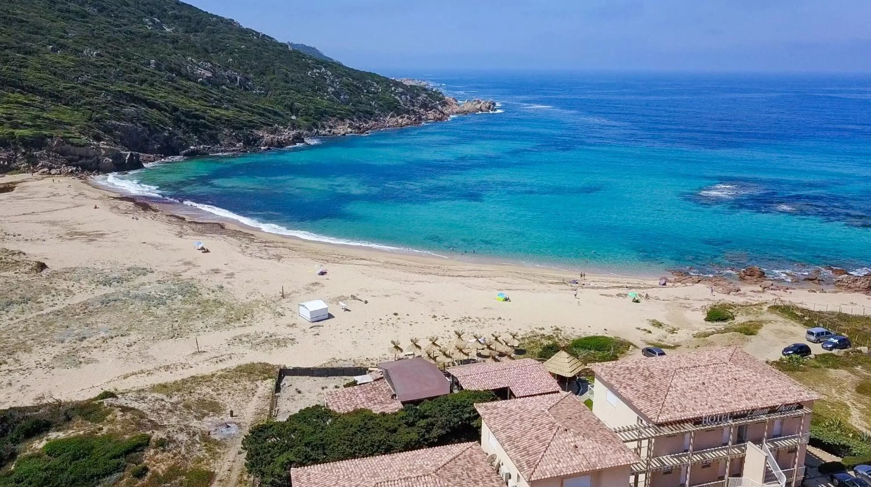 Property building in Hôtel Lilium Maris