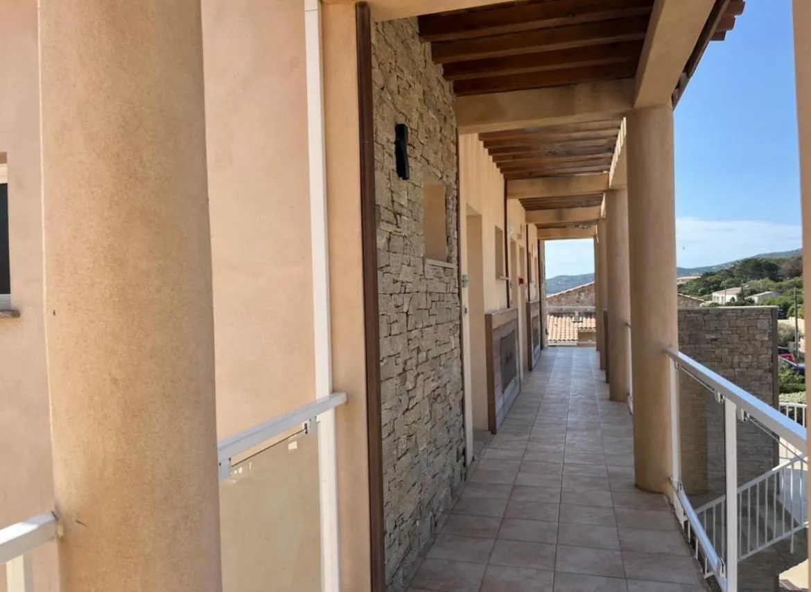 Property building in Hôtel Lilium Maris