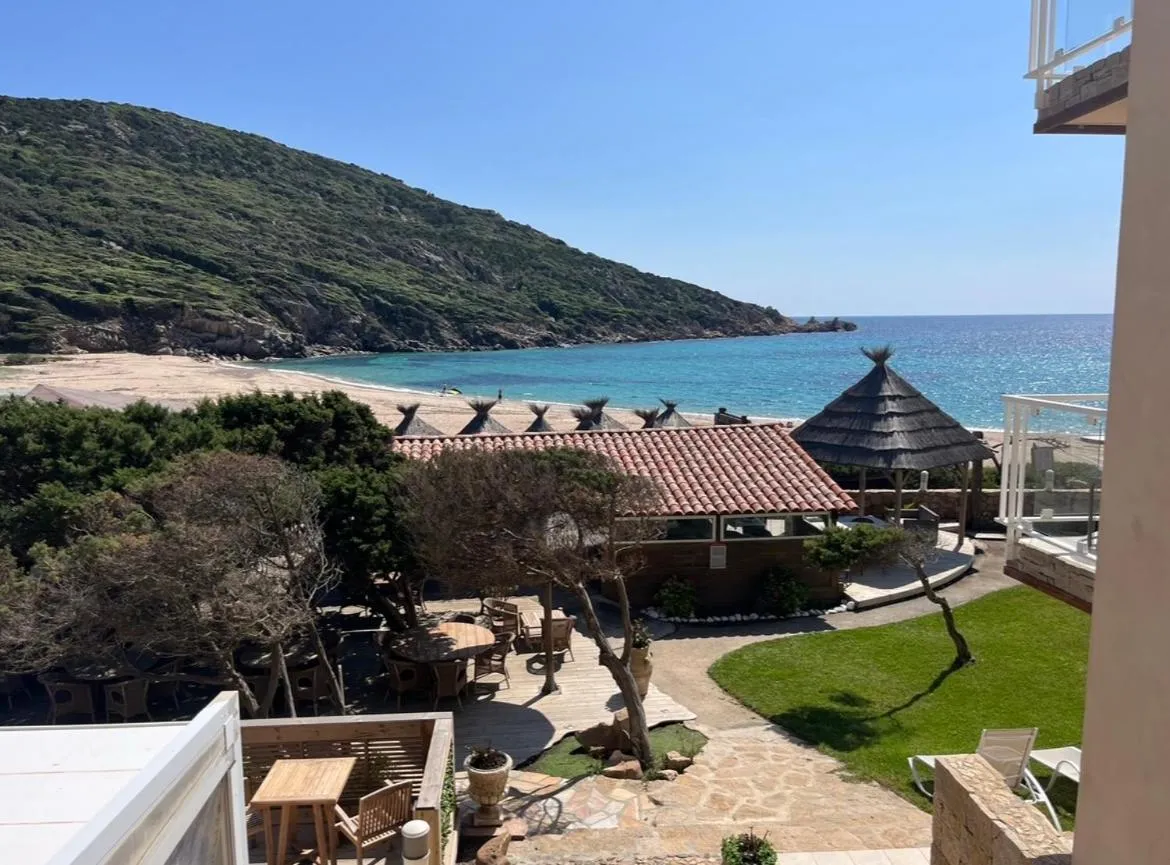 Property building in Hôtel Lilium Maris