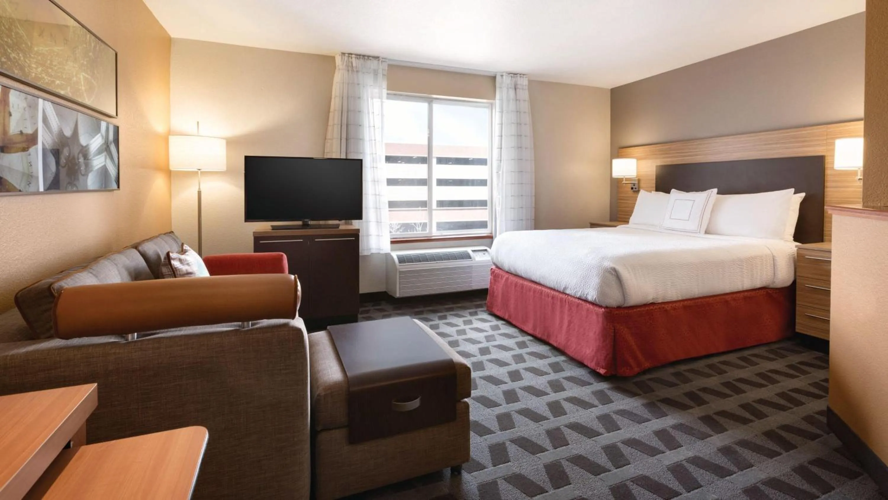 Bed in TownePlace Suites by Marriott Denver Downtown