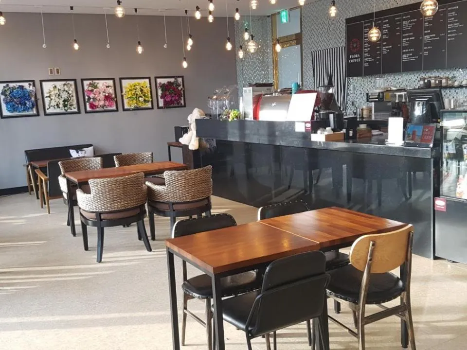 Seating area in Hotel Wooyeon Flora