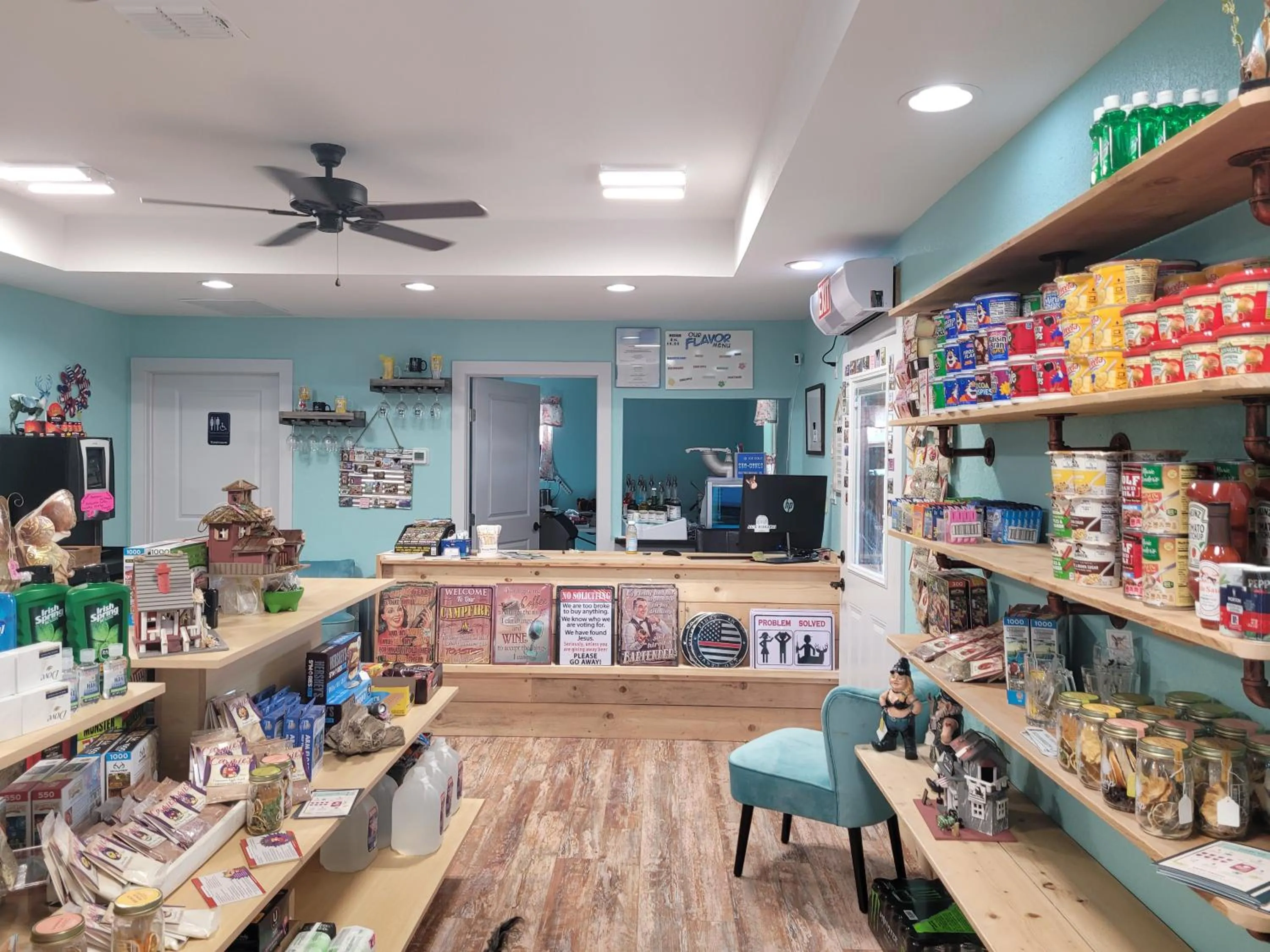 Property building in Al's Hideaway Cabin and RV Space, LLC