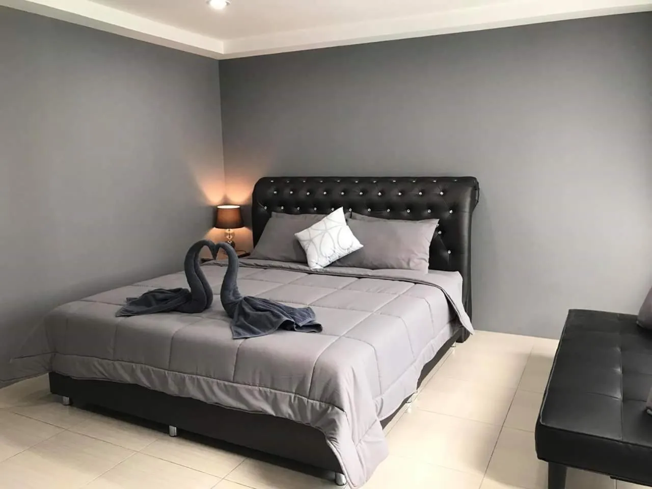 Photo of the whole room, Bed in Asia's Beach Apartments