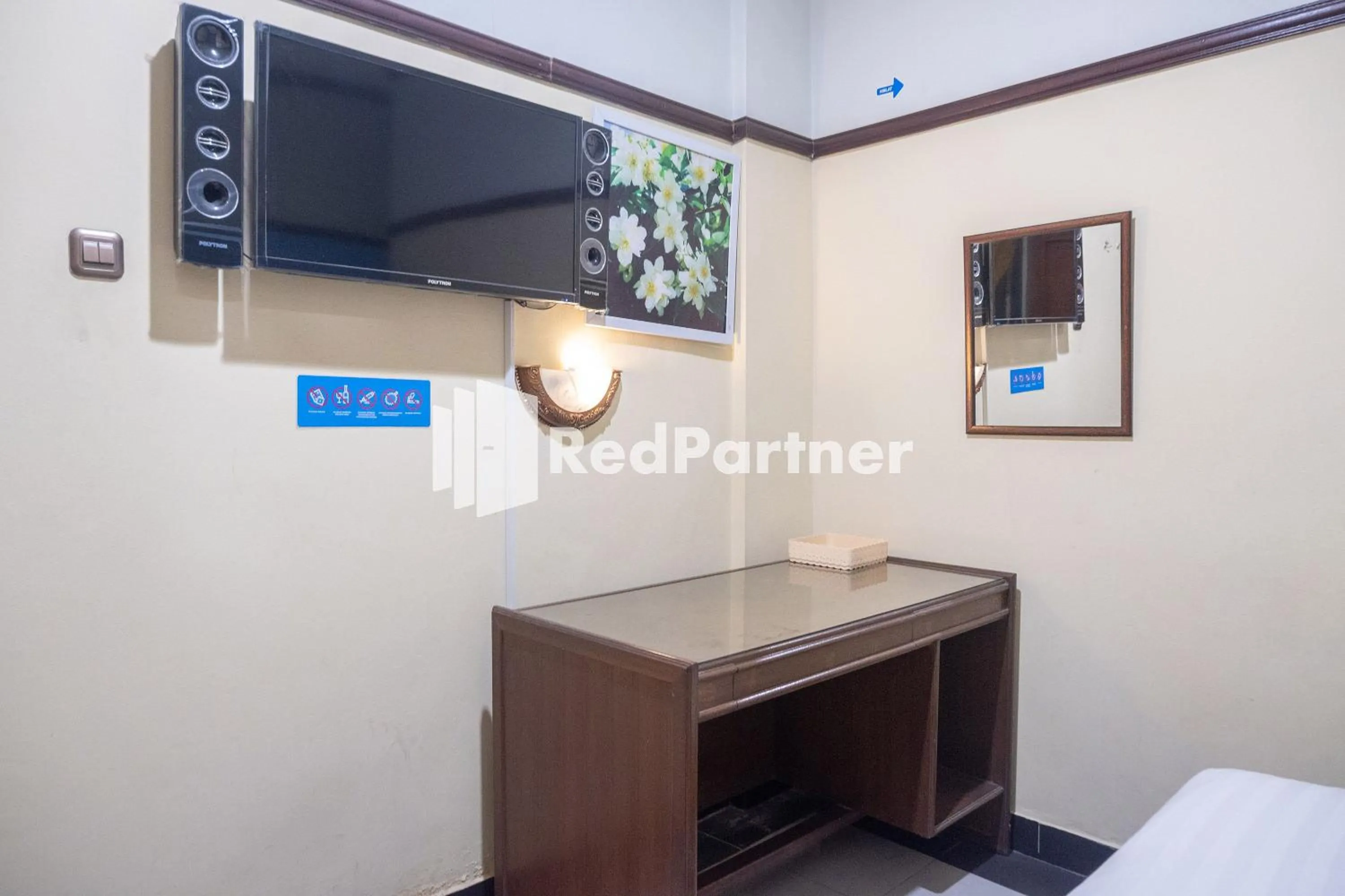 Bedroom in Athaya Hotel Syariah near UGM Yogyakarta Mitra RedDoorz