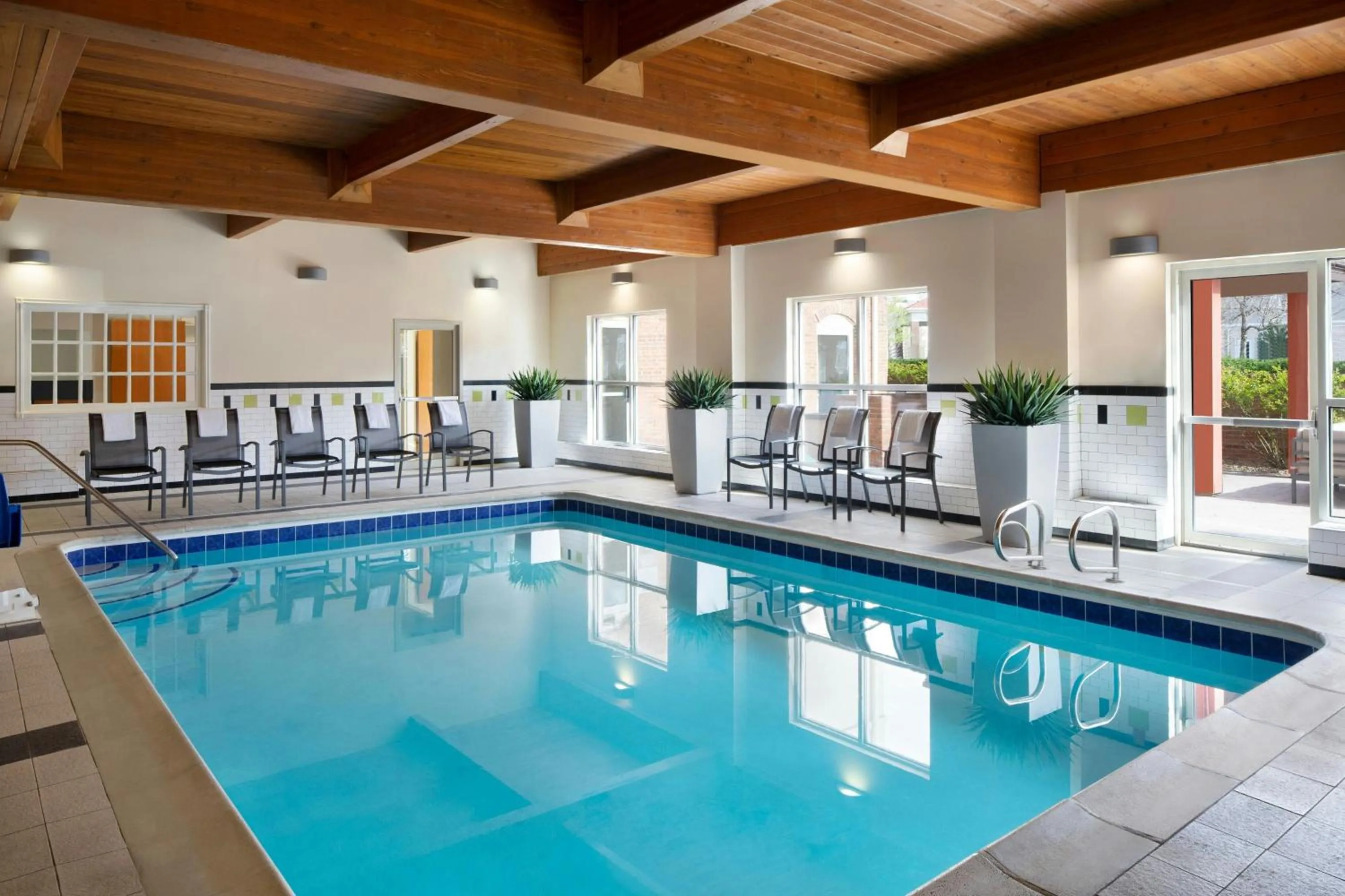 Swimming pool in Fairfield Inn & Suites Denver Airport