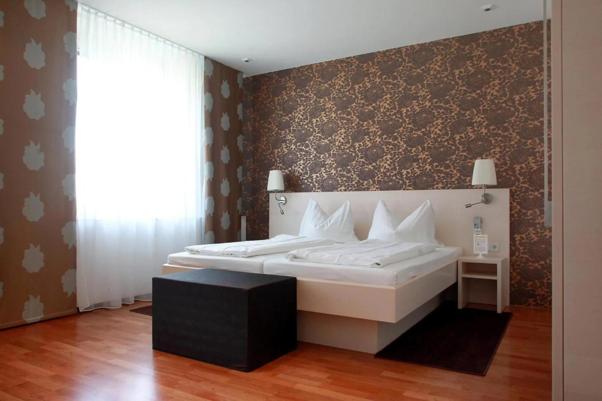 Photo of the whole room, Bed in Stadthotel Gürtler