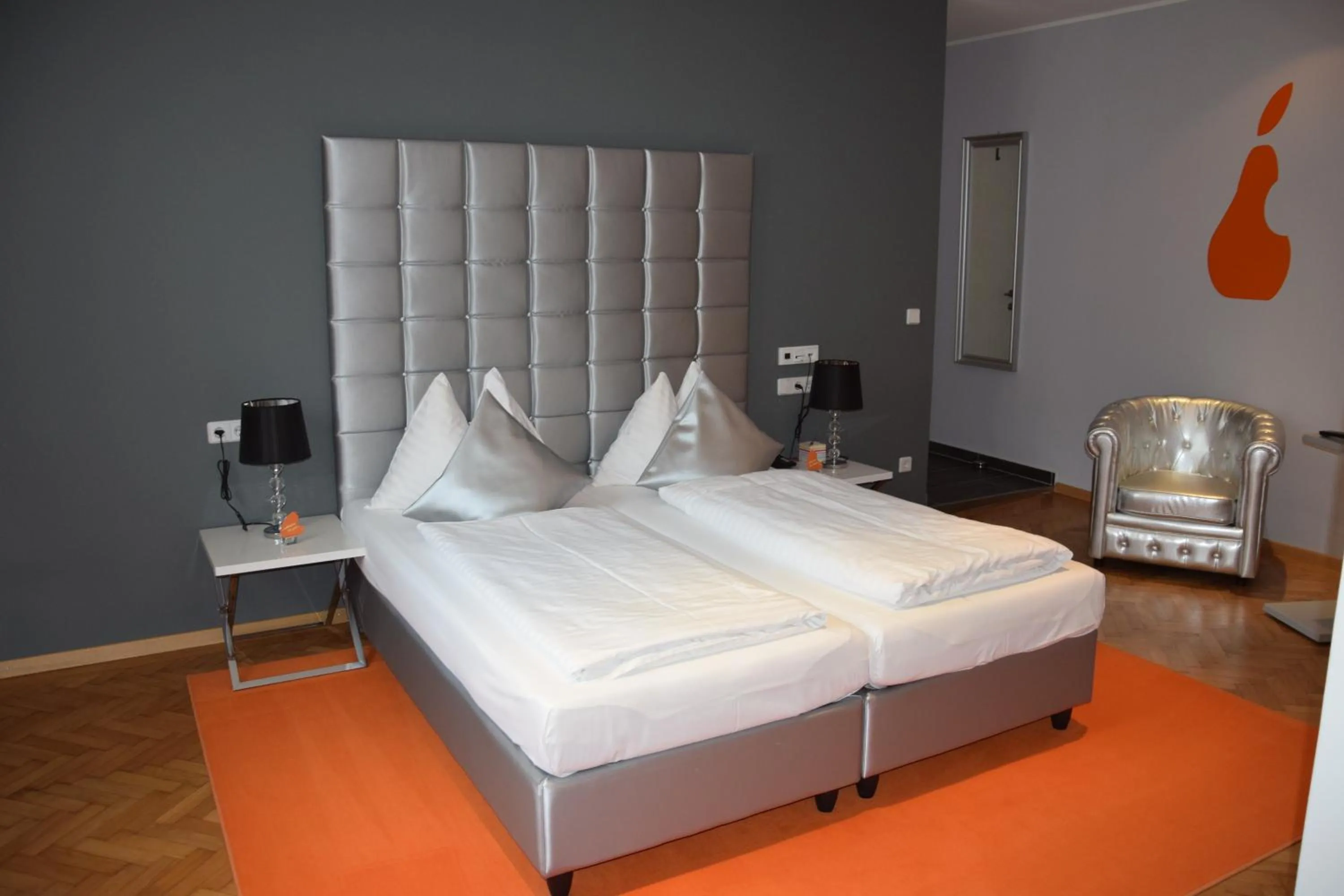 Bed in Stadthotel Gürtler