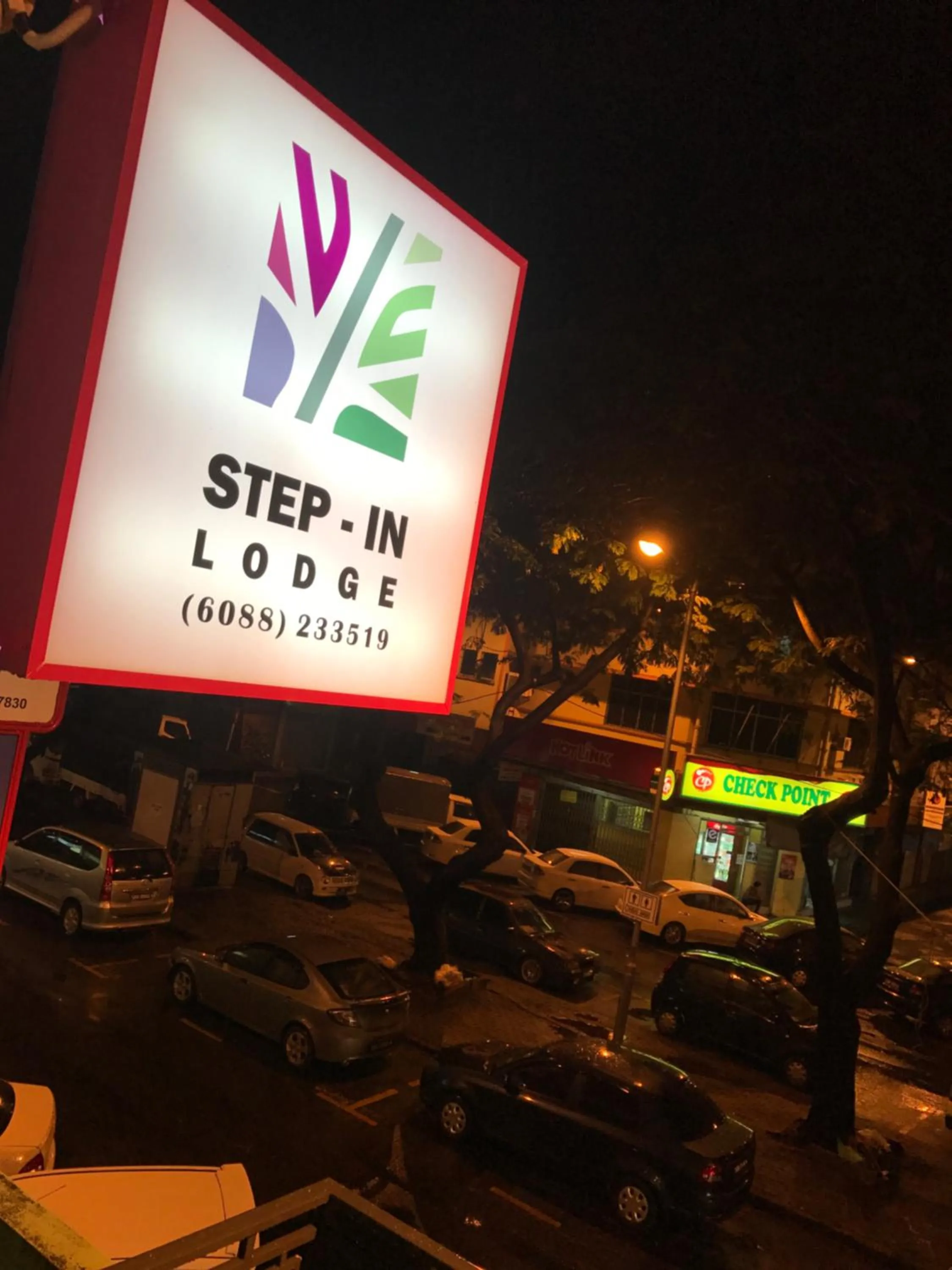 Property logo or sign in Step-in Lodge