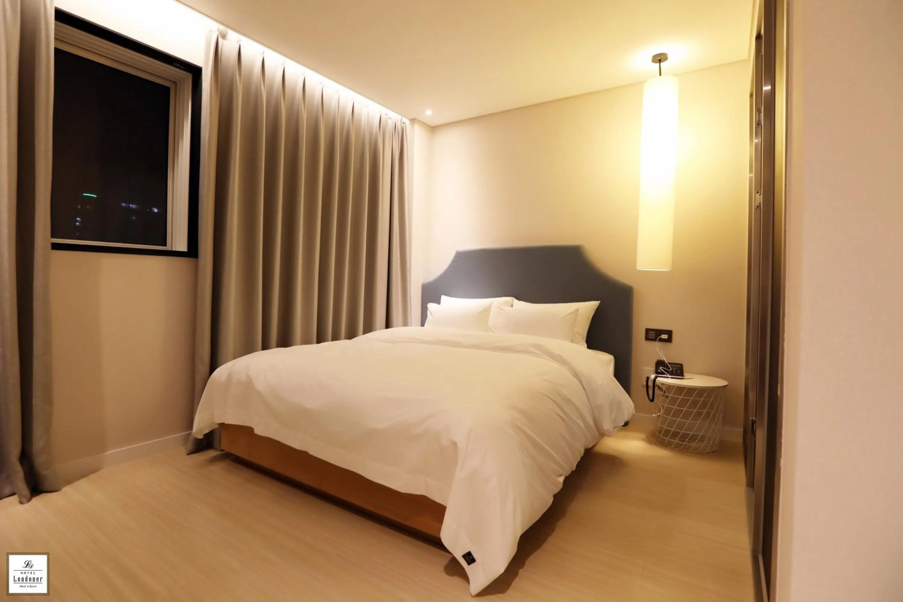 Bed in Londoner Hotel Gwangan