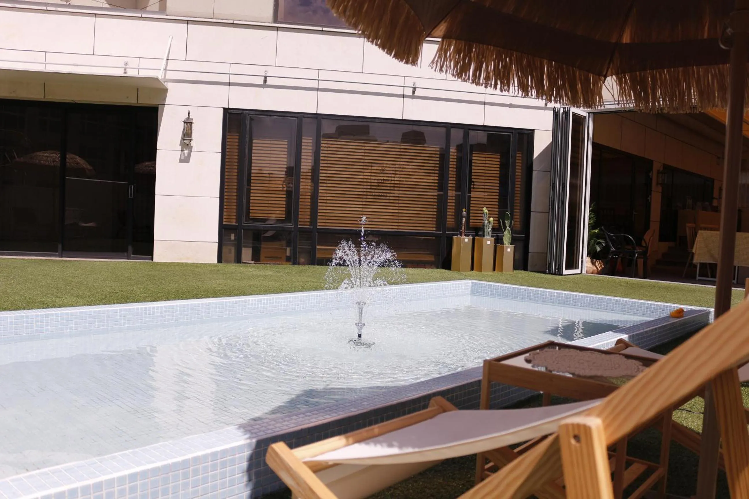 Balcony/Terrace in Londoner Hotel Gwangan