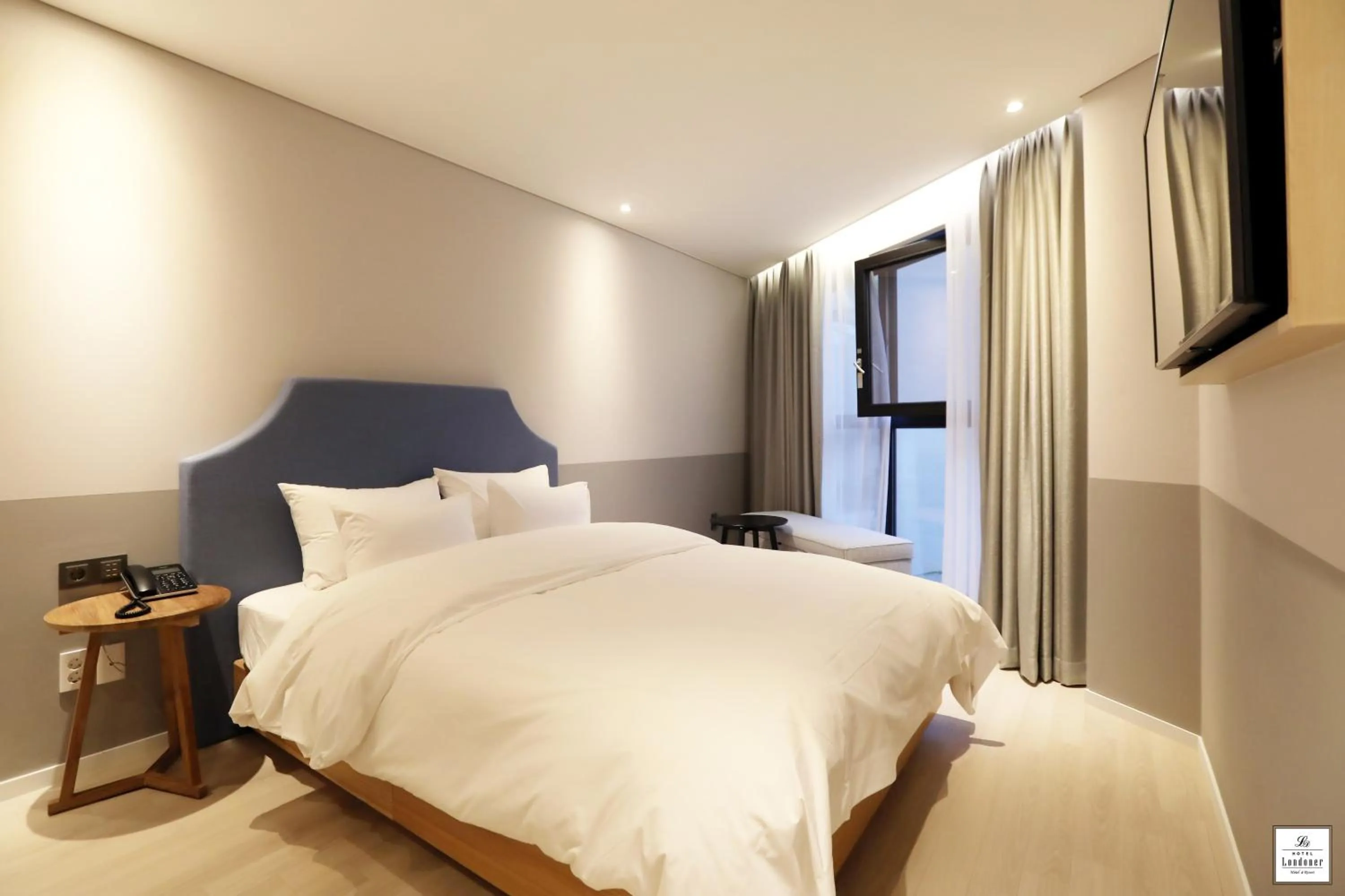 Bed in Londoner Hotel Gwangan