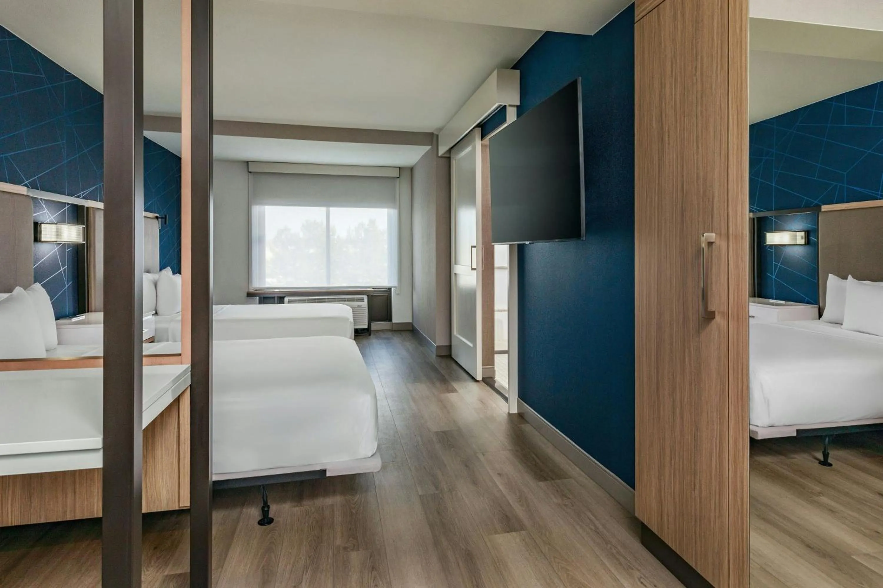 Photo of the whole room, Bed in SpringHill Suites Denver North / Westminster