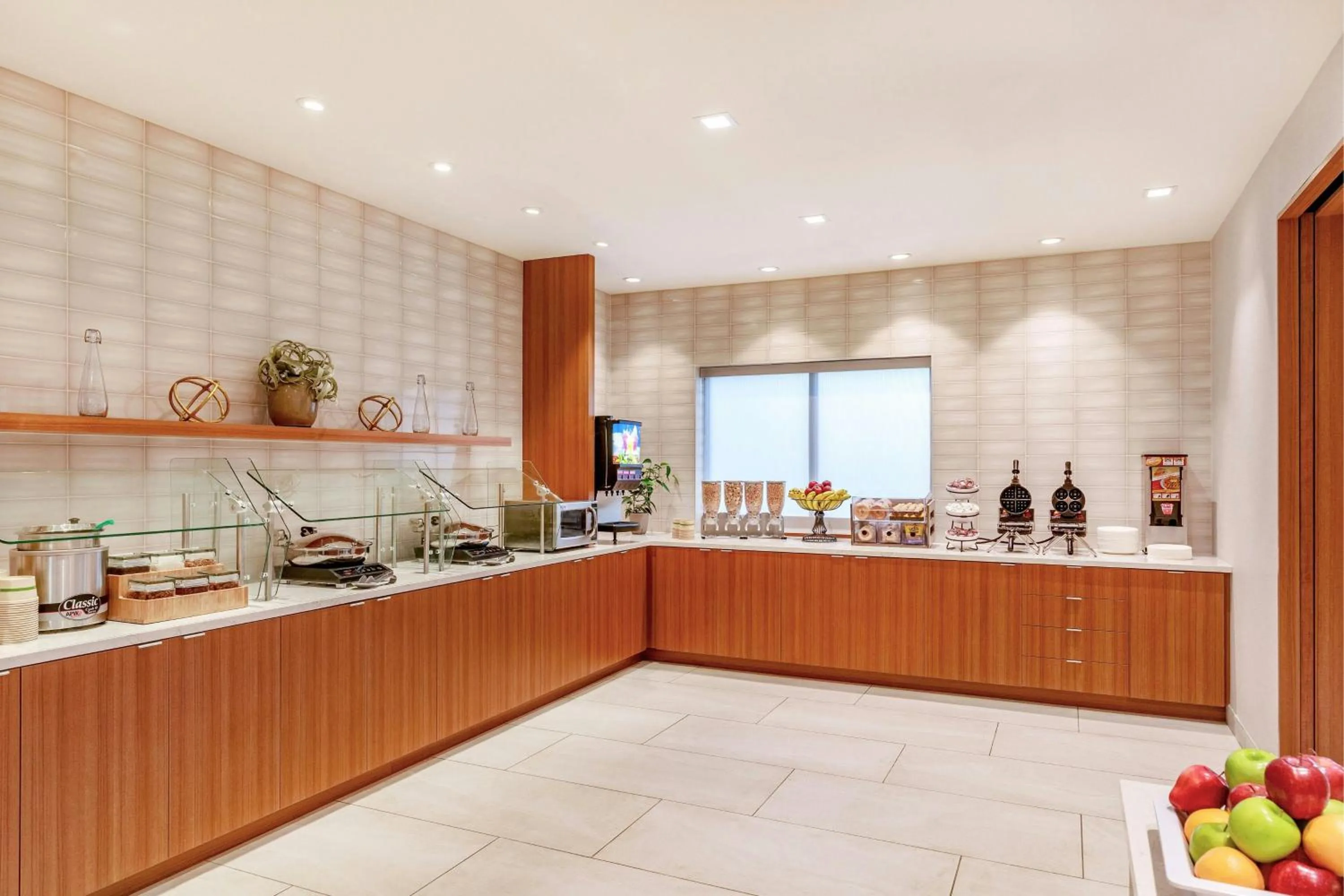 Breakfast in SpringHill Suites Denver North / Westminster