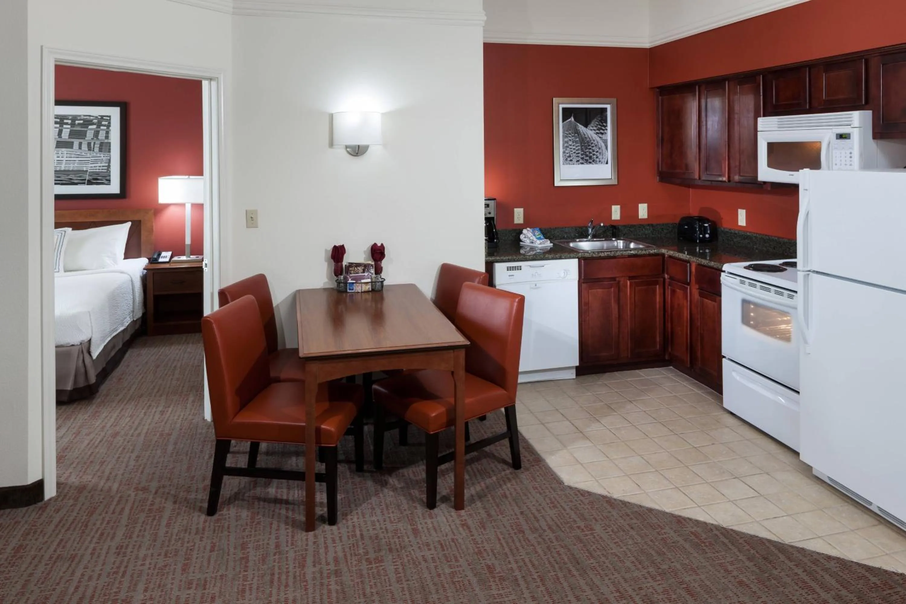 Bedroom in Residence Inn Fort Worth Cultural District