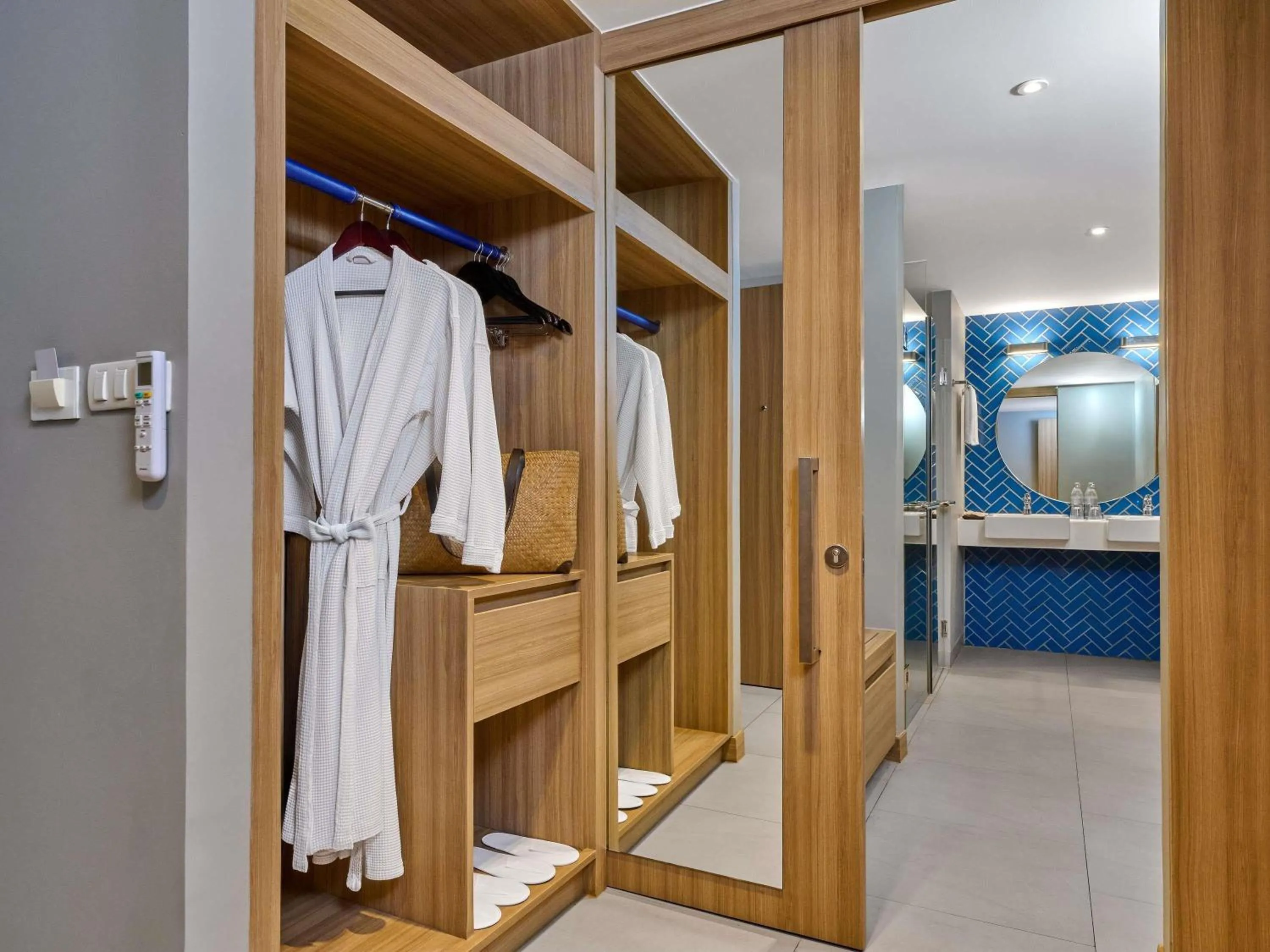 Bedroom in Mercure Phuket Patong Journeyhub