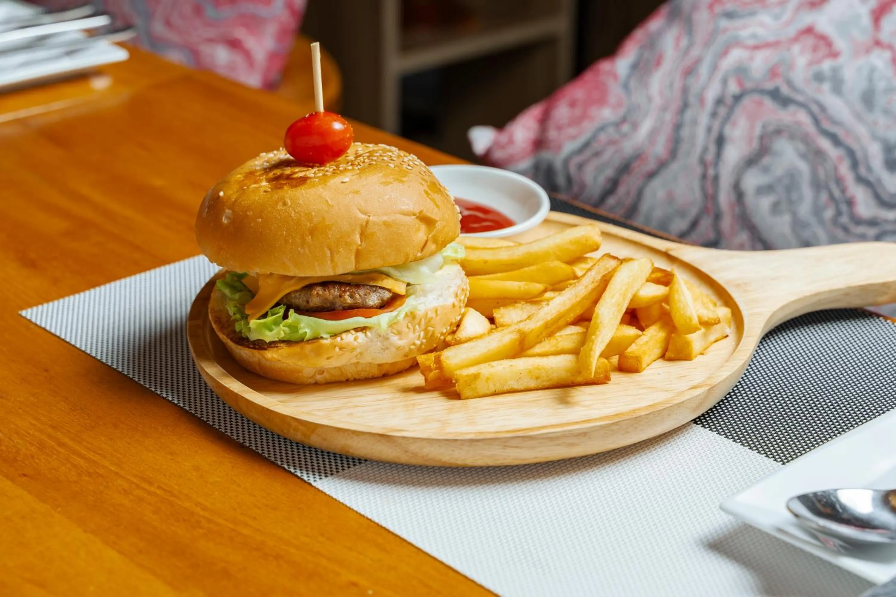 Food in Mercure Phuket Patong Journeyhub